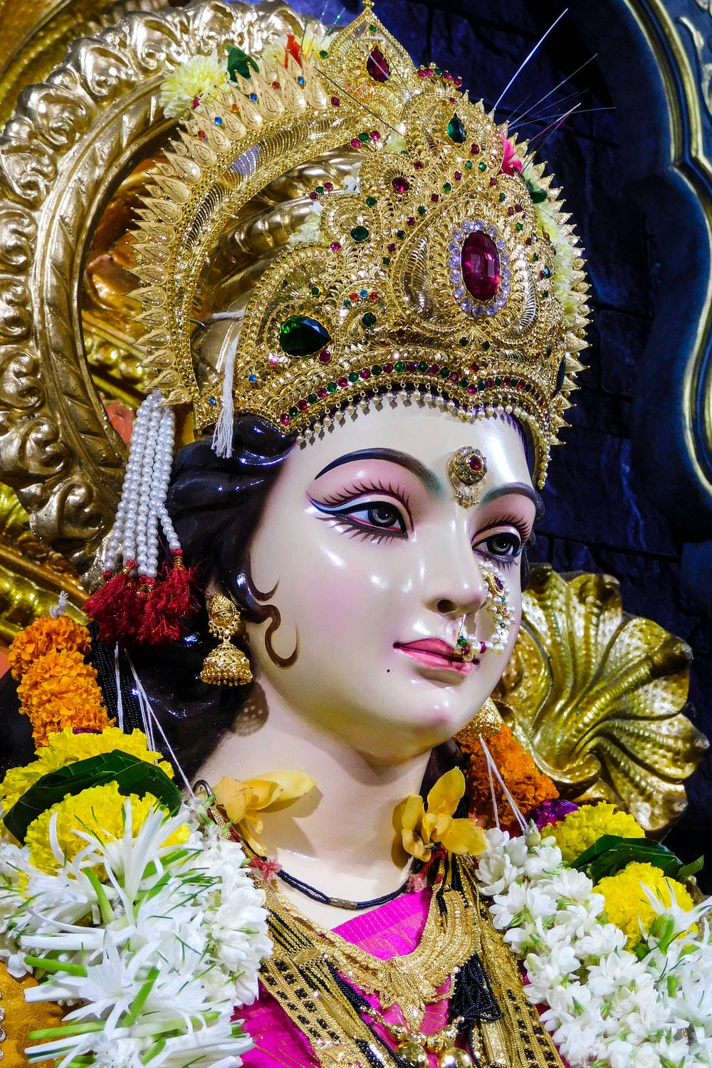 Vaishno Devi Sculpture With Jeweled Mukut And Bindhi Background