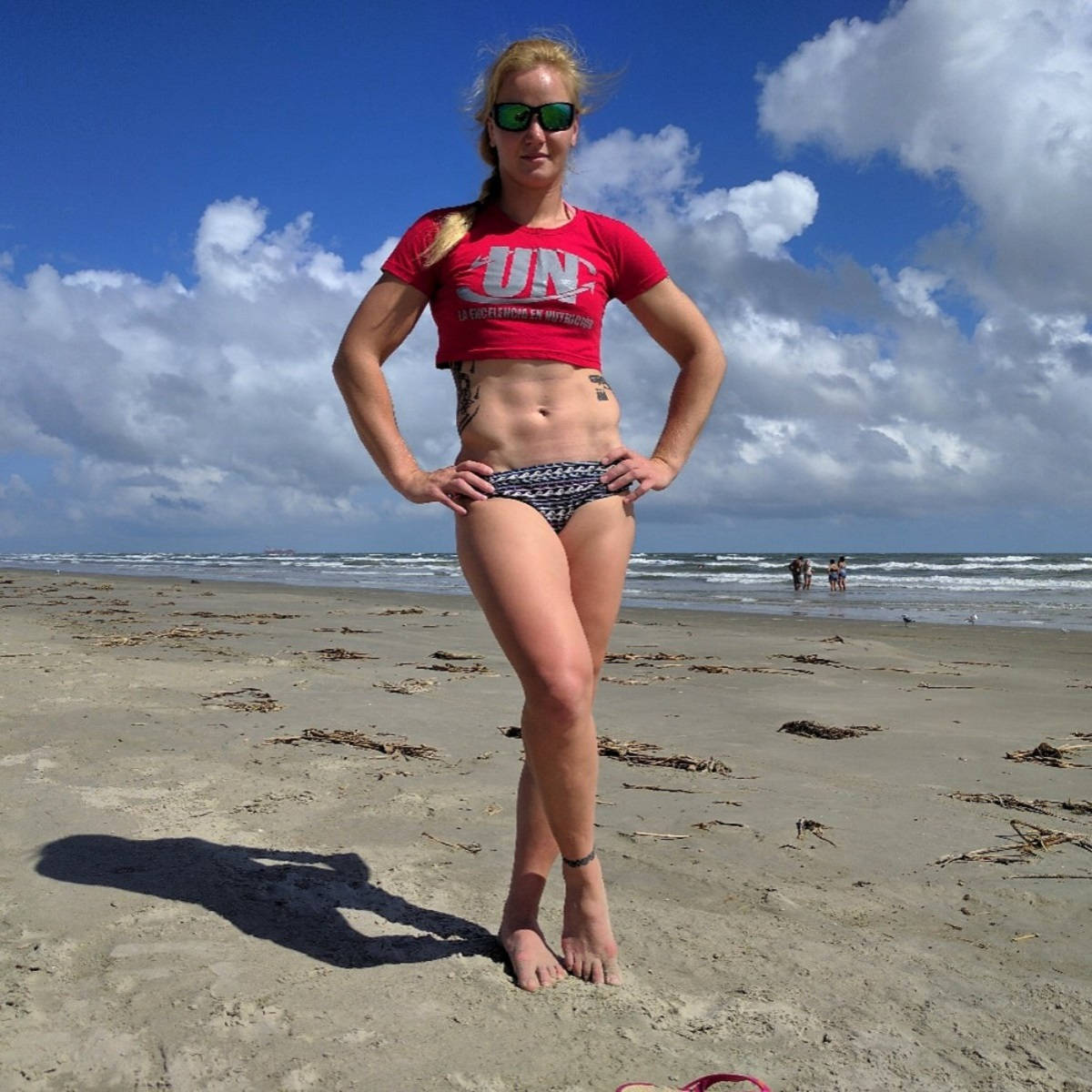 Valentina Shevchenko Galveston Beach 2016 Background