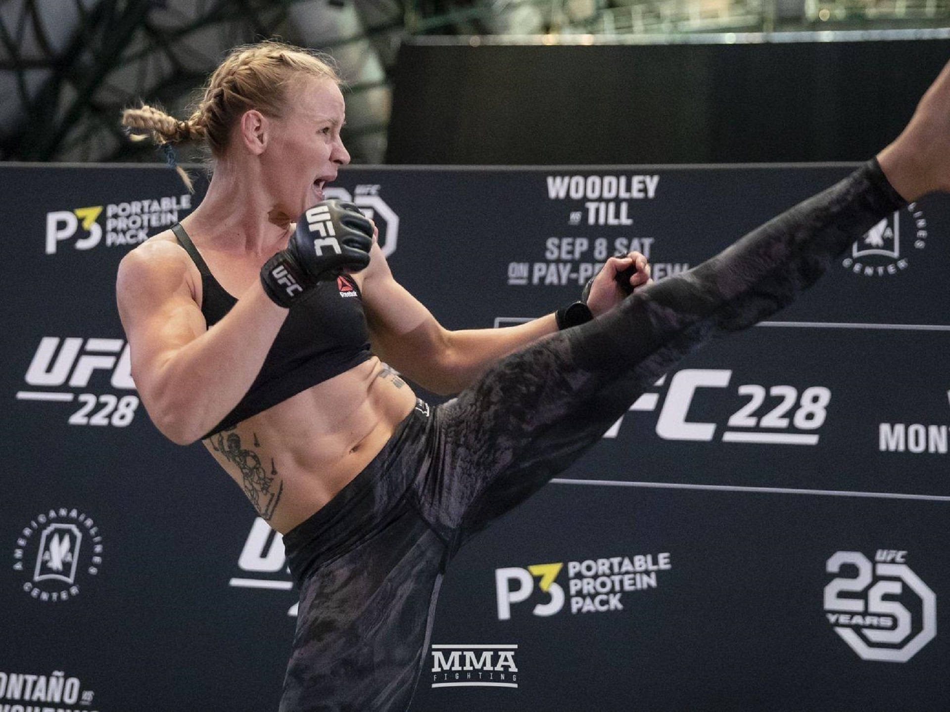 Valentina Shevchenko Workout Ufc 228 Background