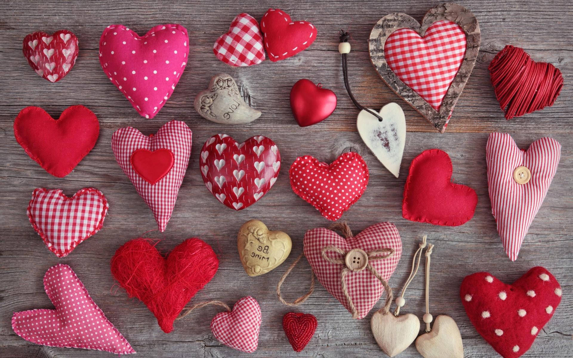 Valentine's Heart Pillows Desktop Background