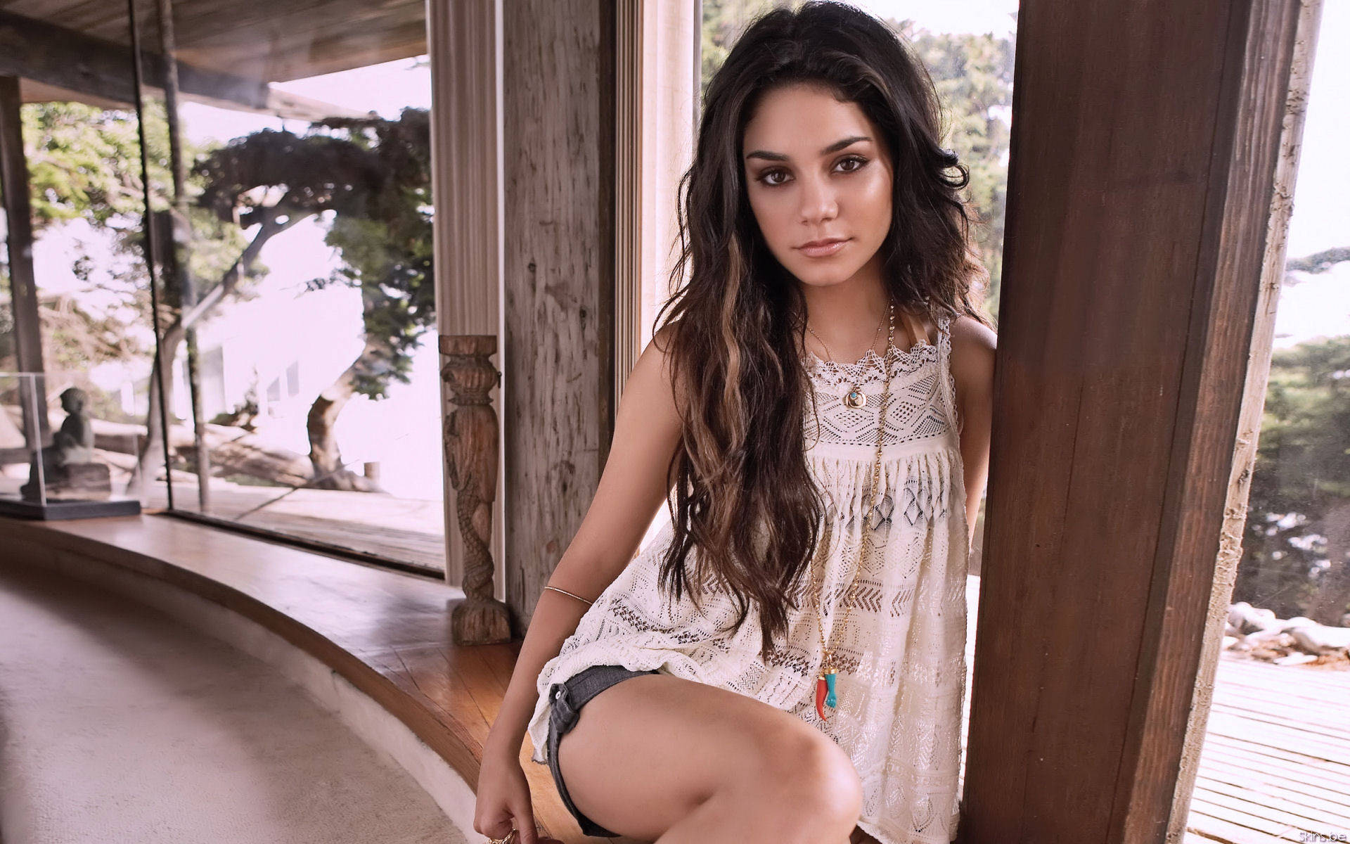 Vanessa Hudgens Bohemian Look