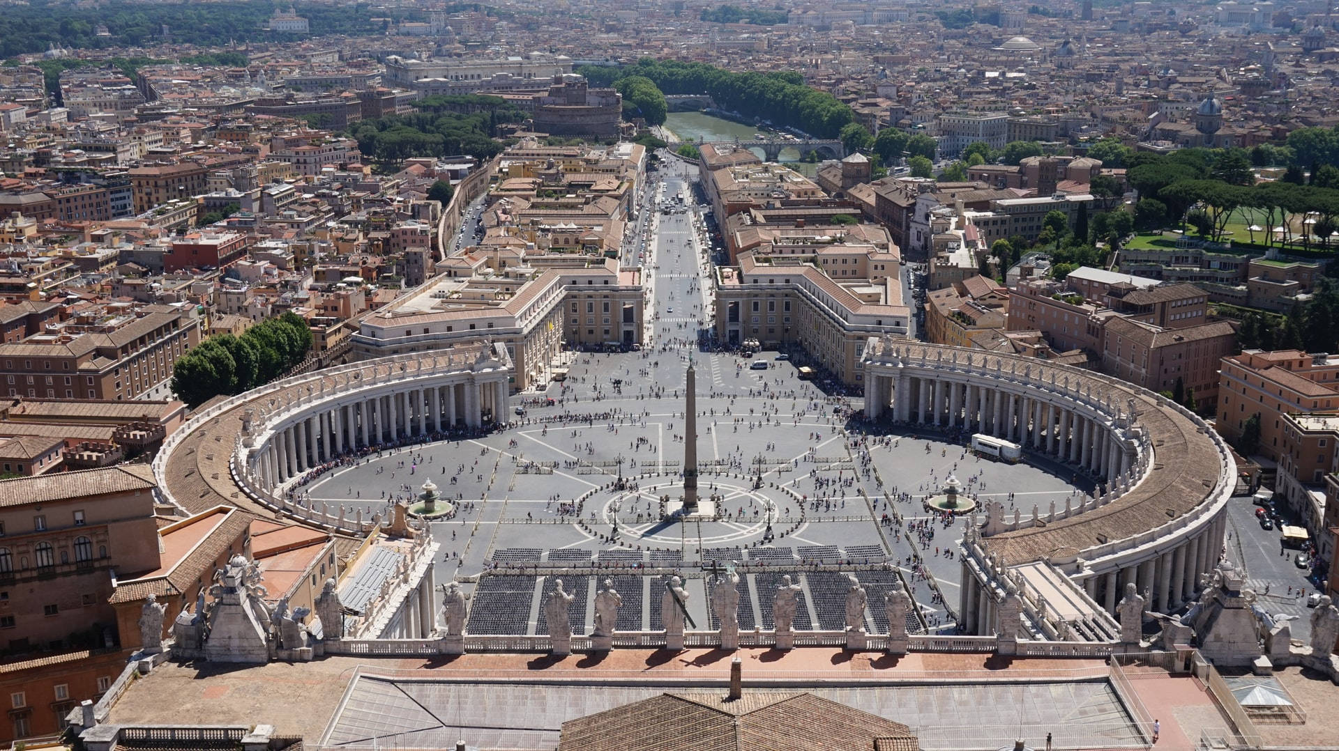 Vatican City During The Day Background