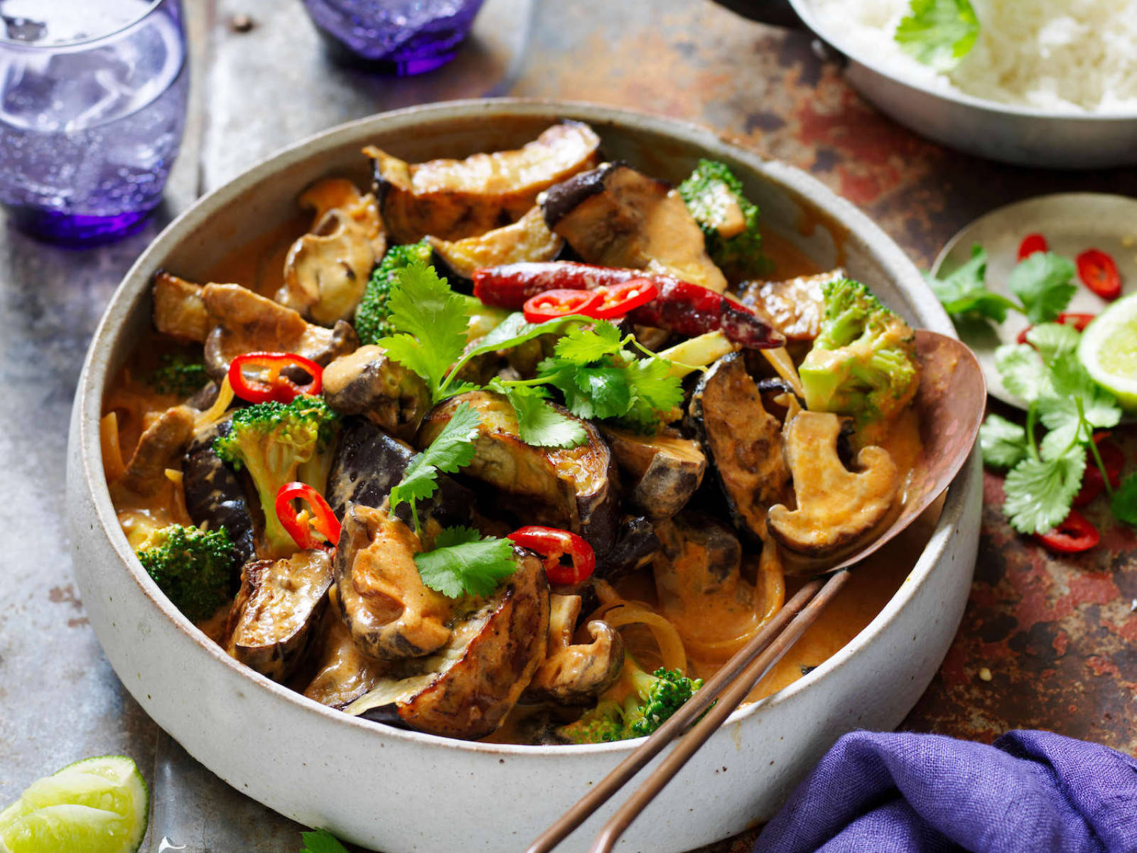 Vegetable Red Thai Curry In Bowl Background