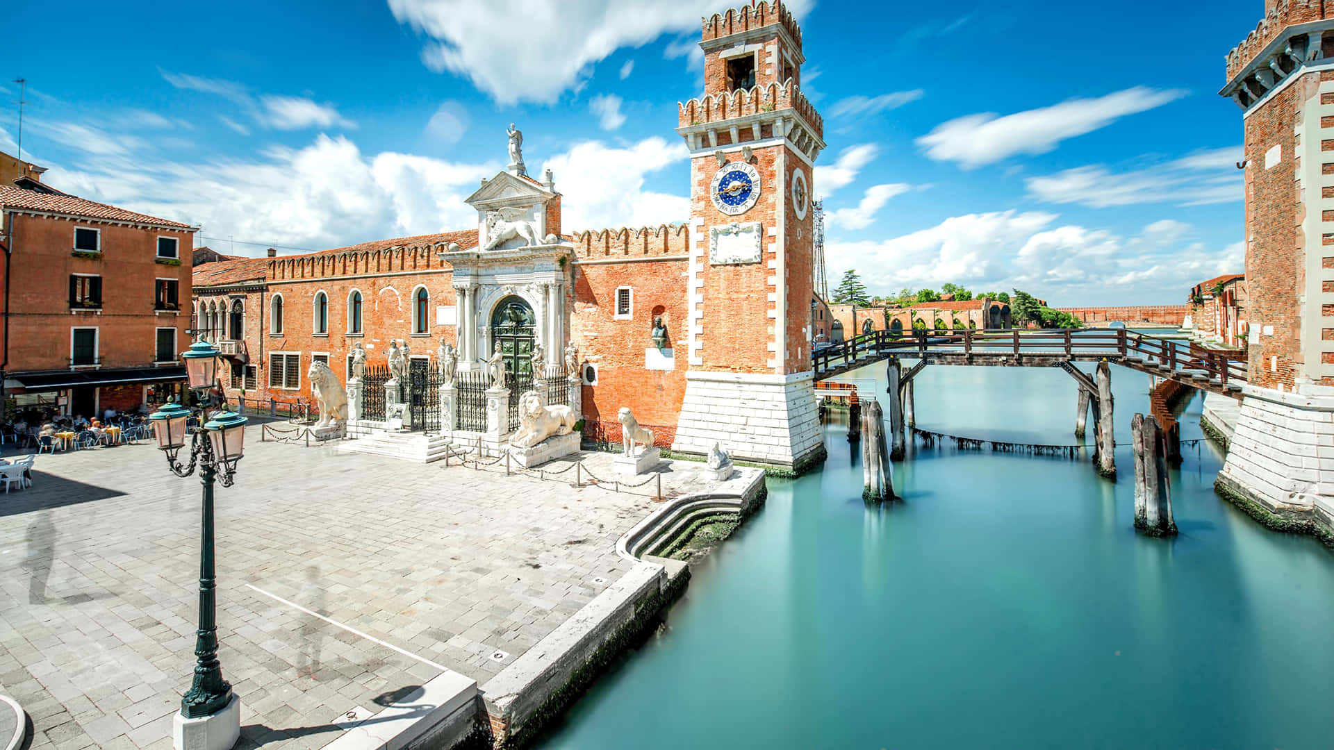 Venetian Arsenal Grand Canal Entrance.jpg Background