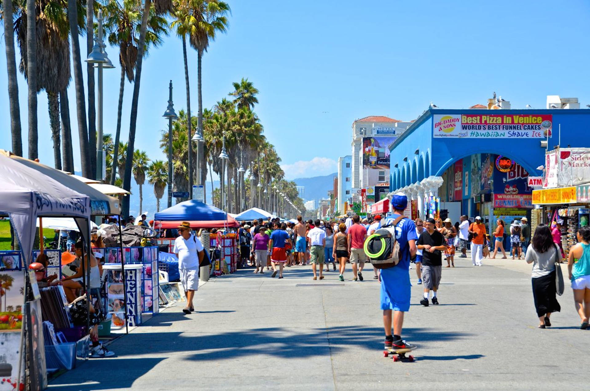 Venice Beach People Walking Background