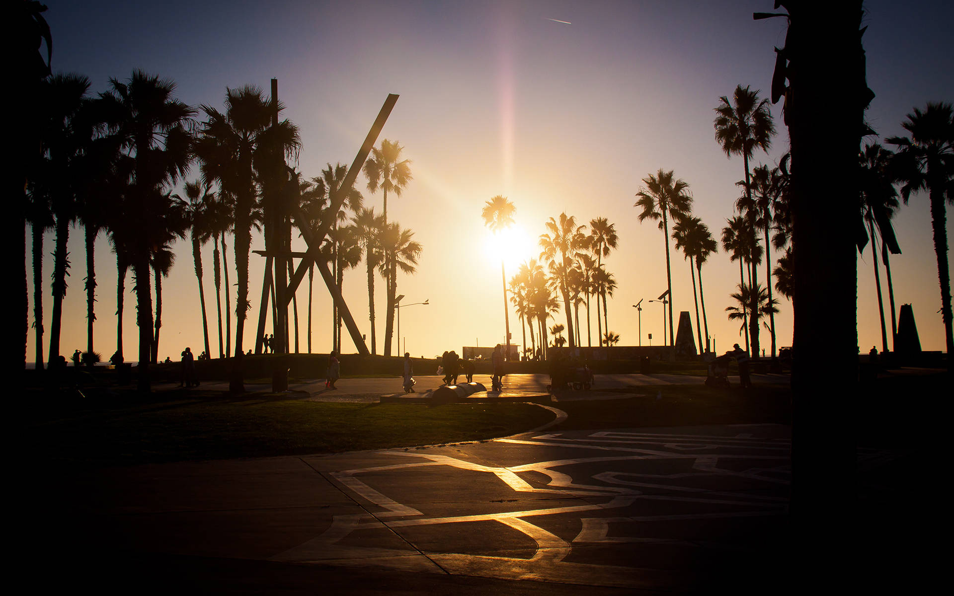 Venice Beach Shining Setting Sun