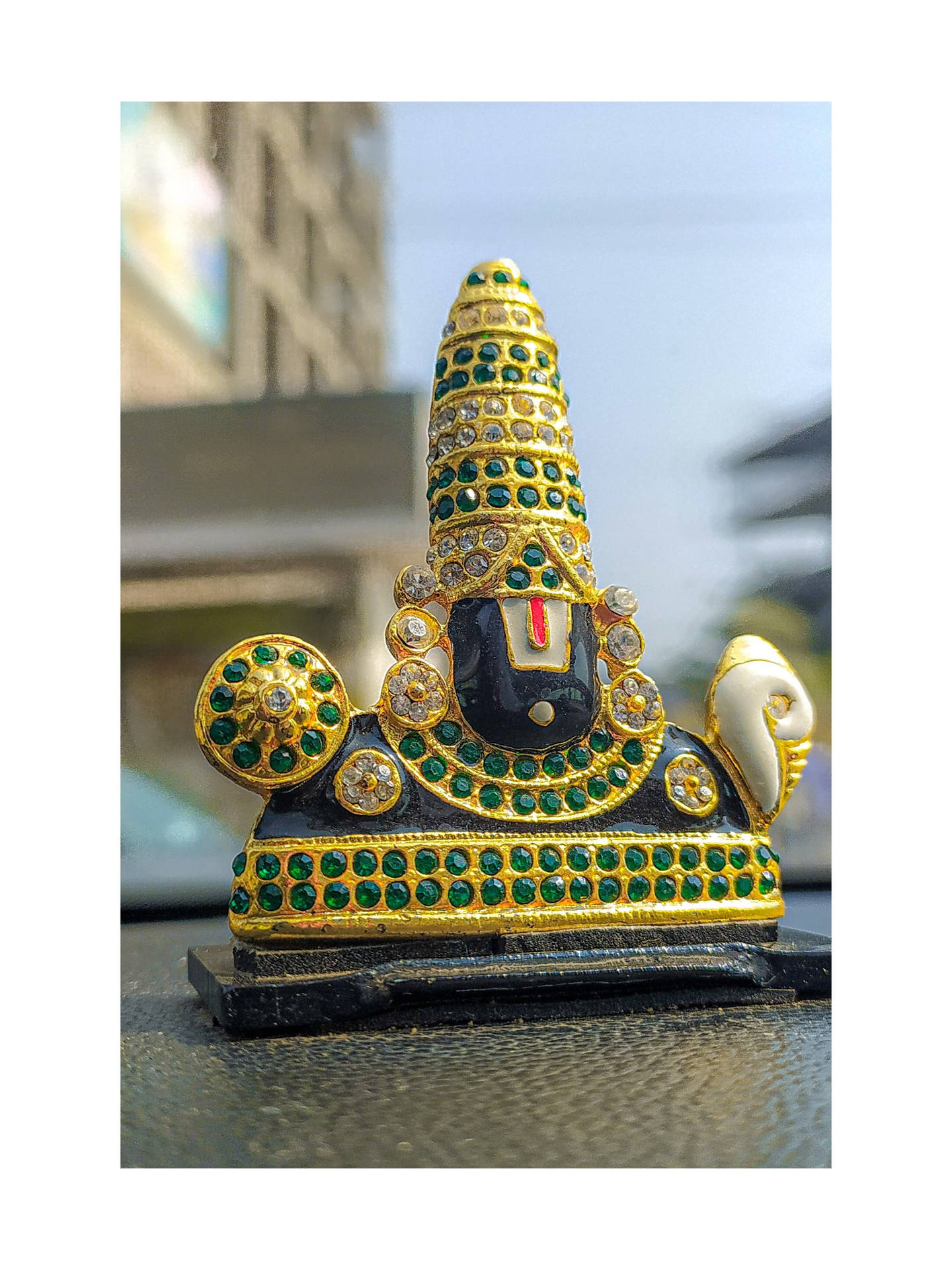 Venkateswara Swamy Fancy Gold Hindu Figurine
