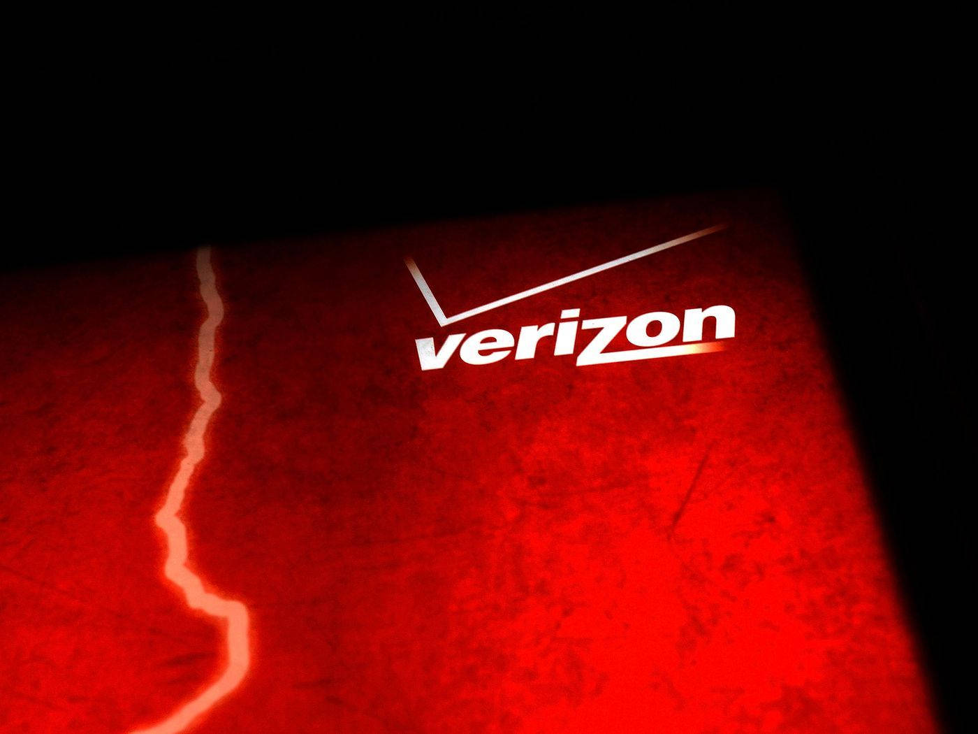 Verizon In Striking Red Background
