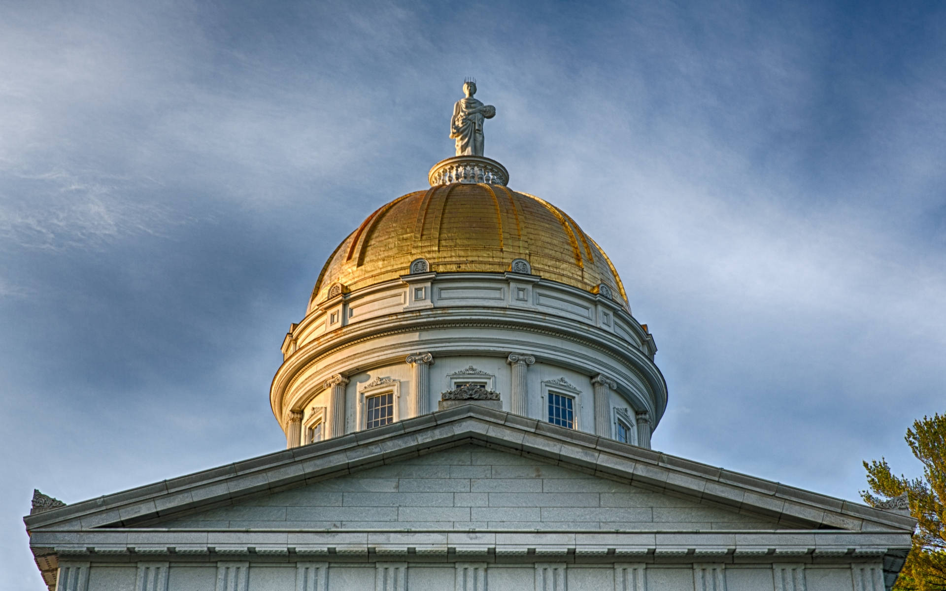 Vermont State House Dome Close-up Background