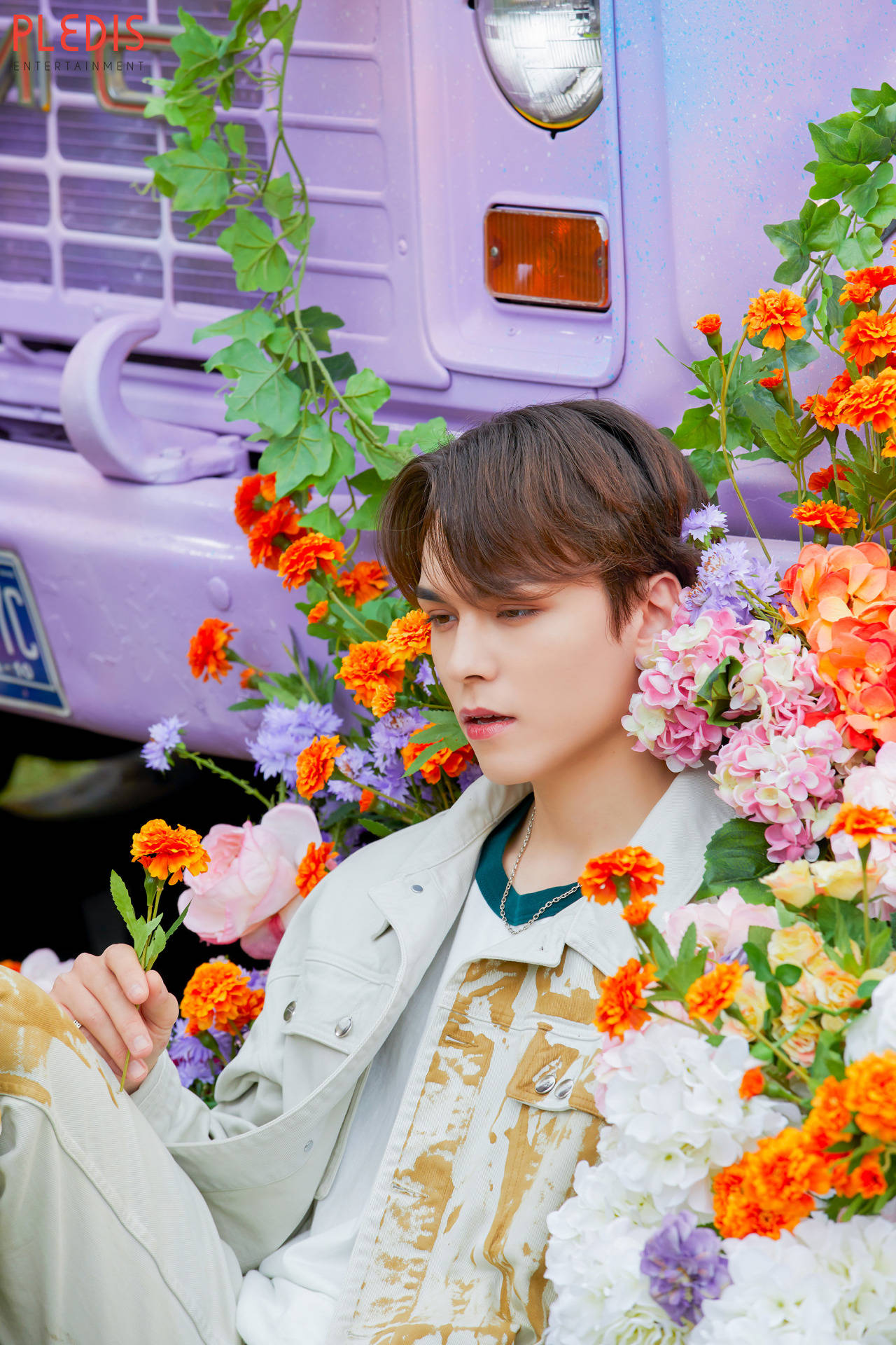 Vernon Ready To Love Poster Background