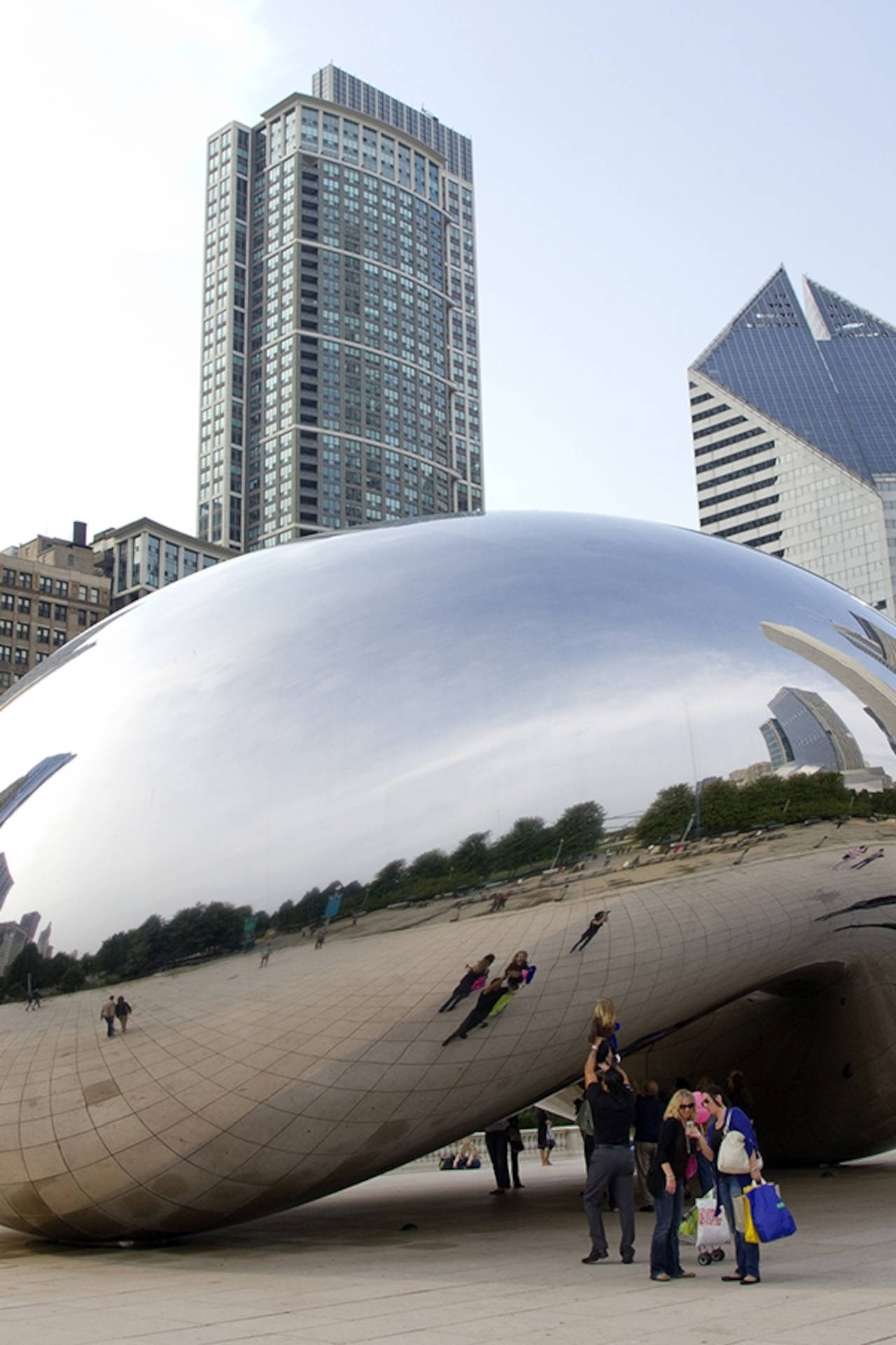 Vertical Photo Of The Cloud Gate In Chicago, Illinois