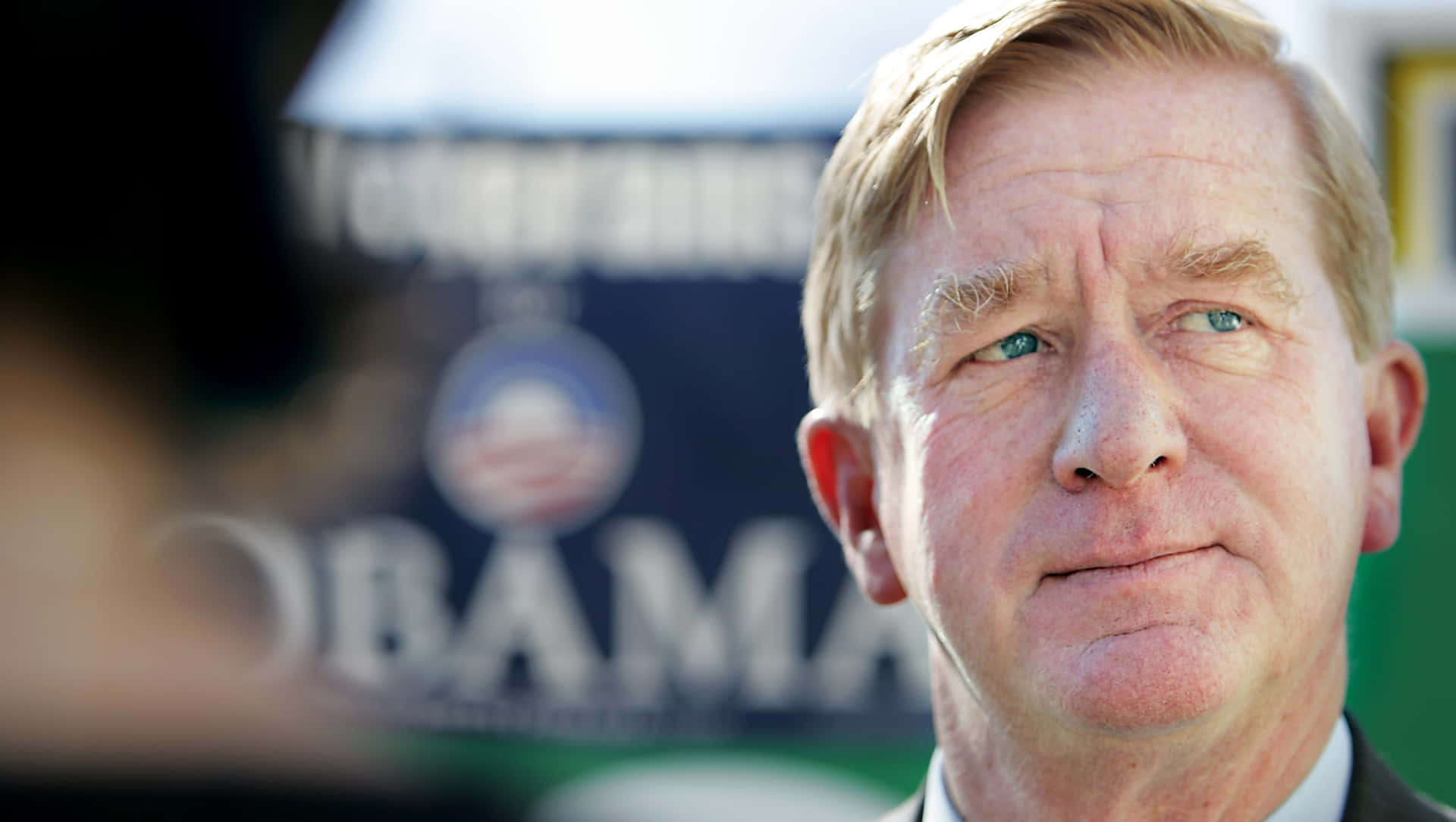 Very Serious William Weld Face