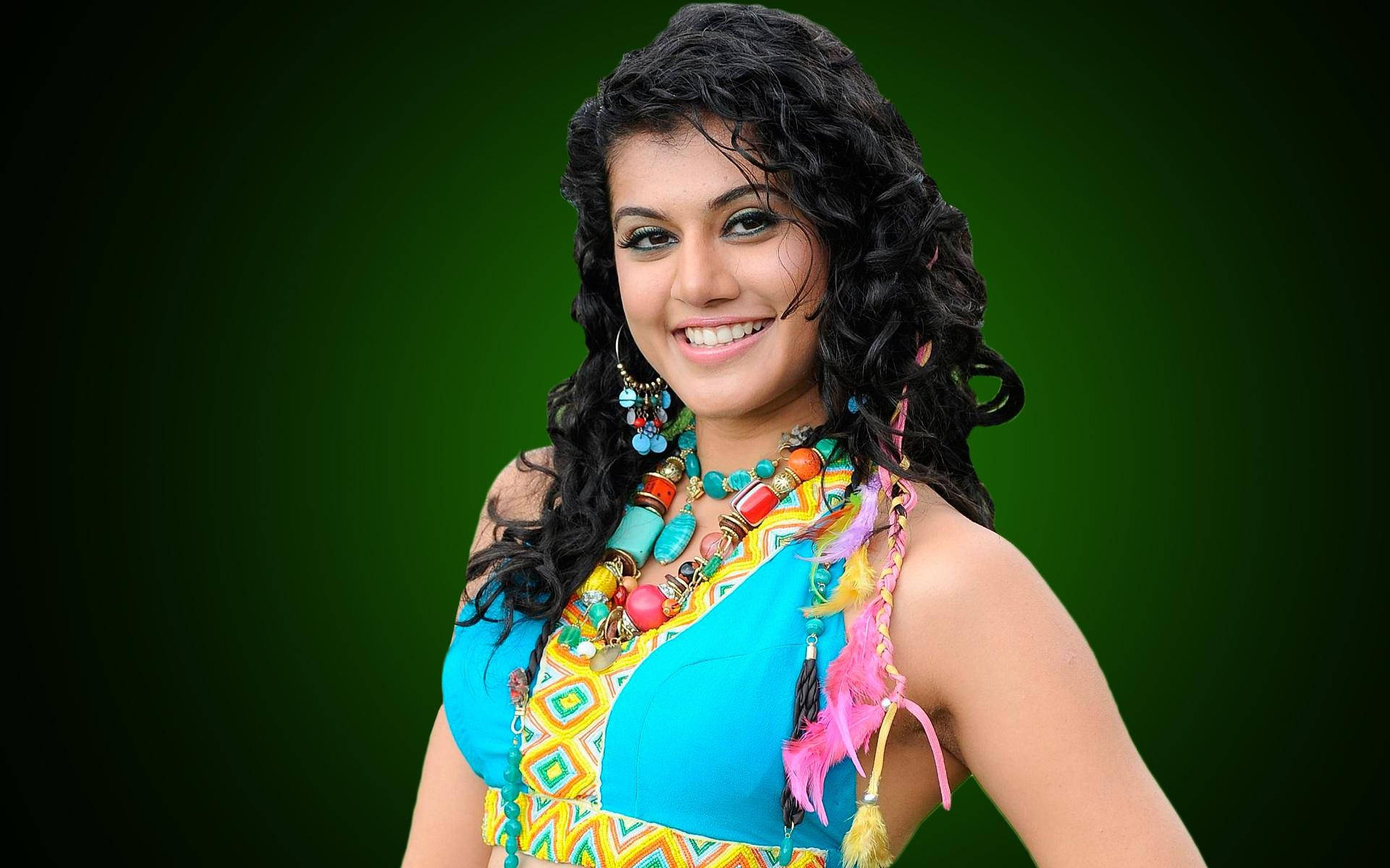 Vibrant Taapsee Pannu Shot Background
