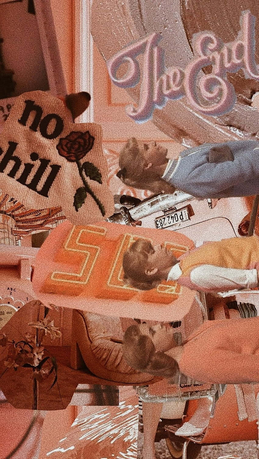 Vibrant Tones Of Orange And Peach Make An Aesthetically Pleasing Scene Background