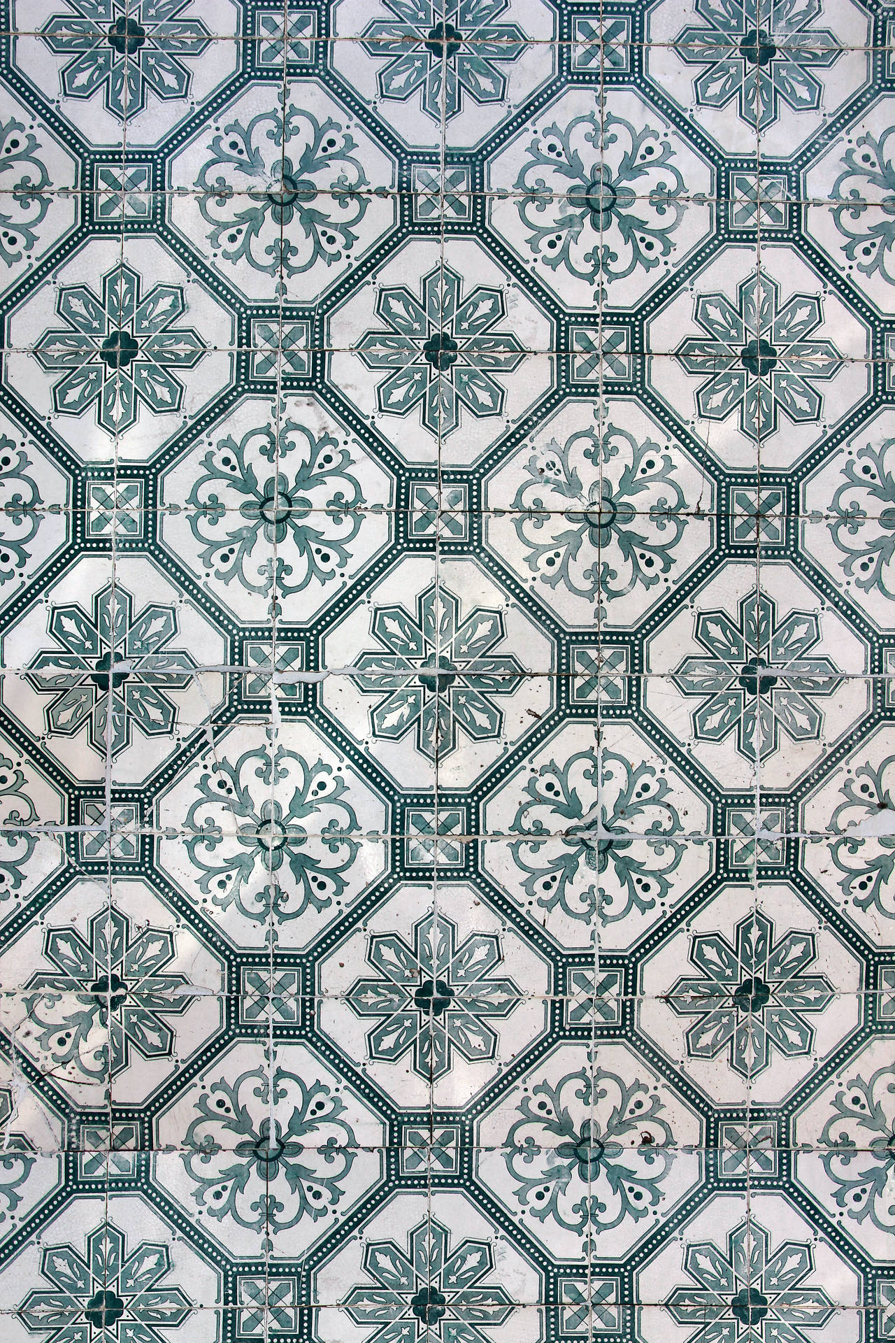 Vibrantly Colored Lisbon Tile Pattern