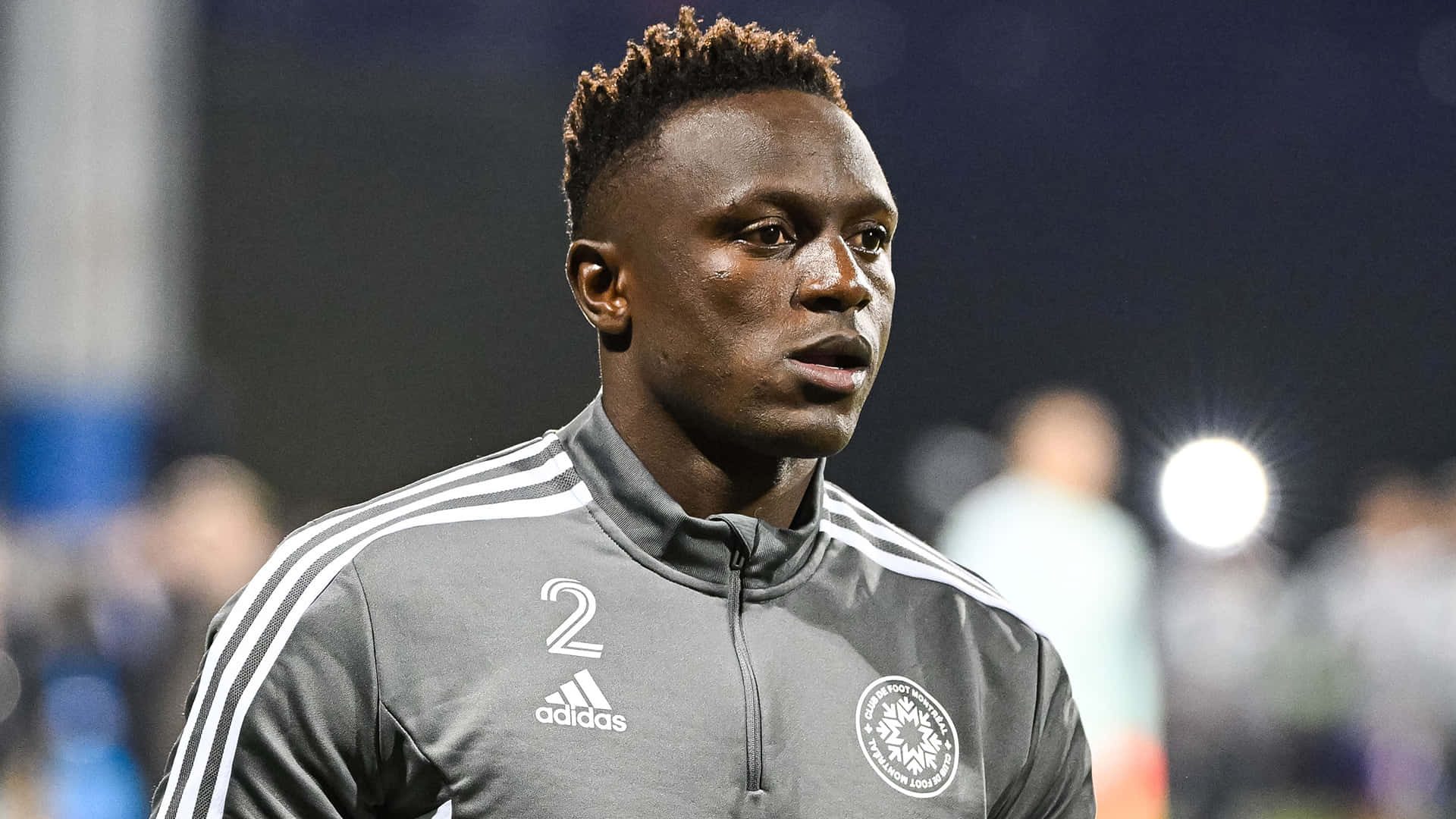 Victor Wanyama Cf Montréal Close-up Shot Background