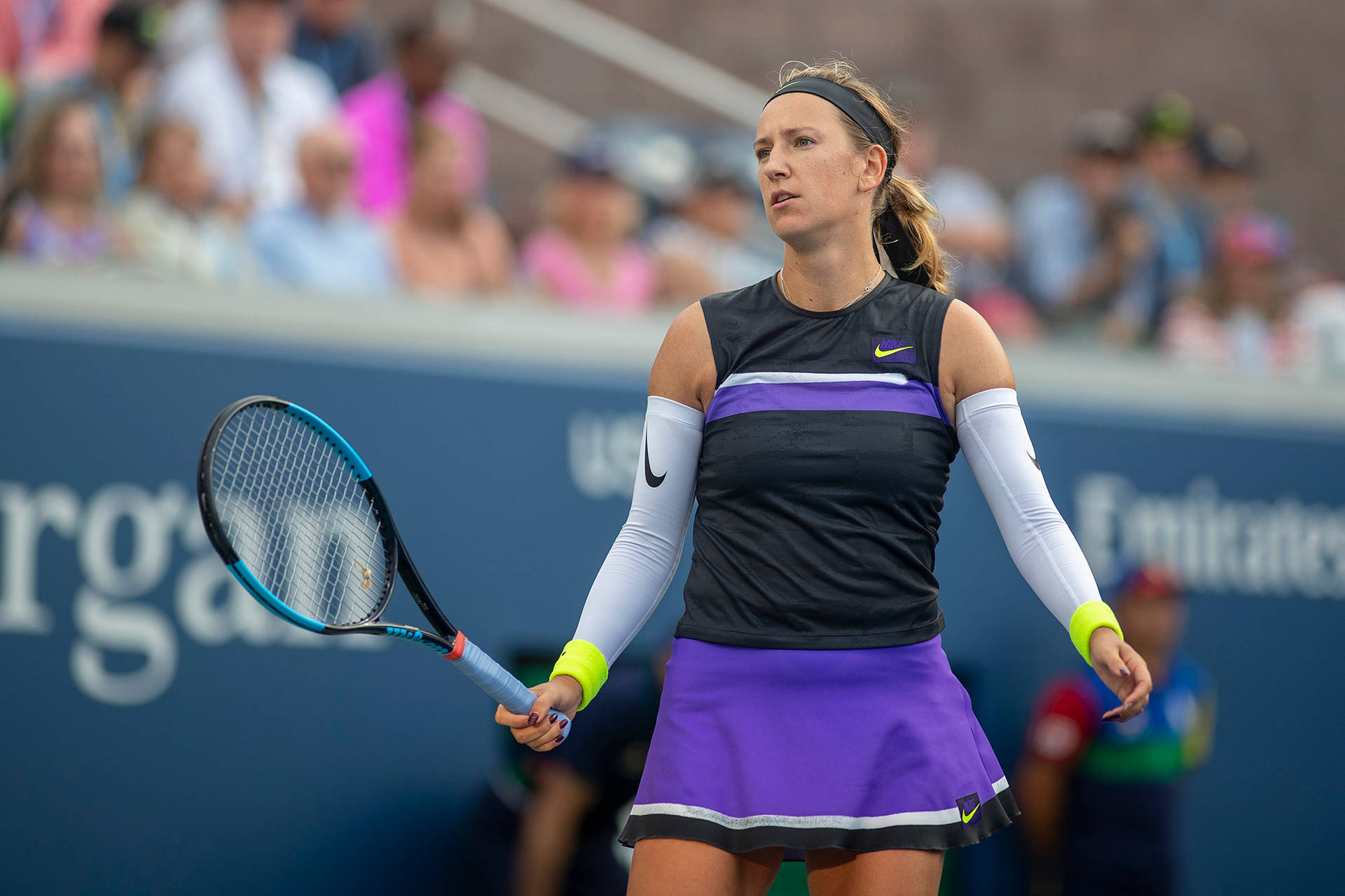 Victoria Azarenka In Black And Purple Background