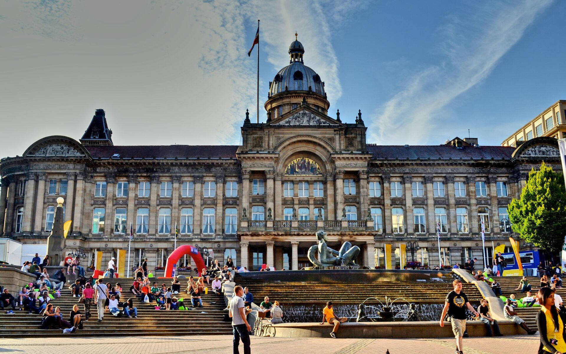 Victoria Square In Birmingham City Background