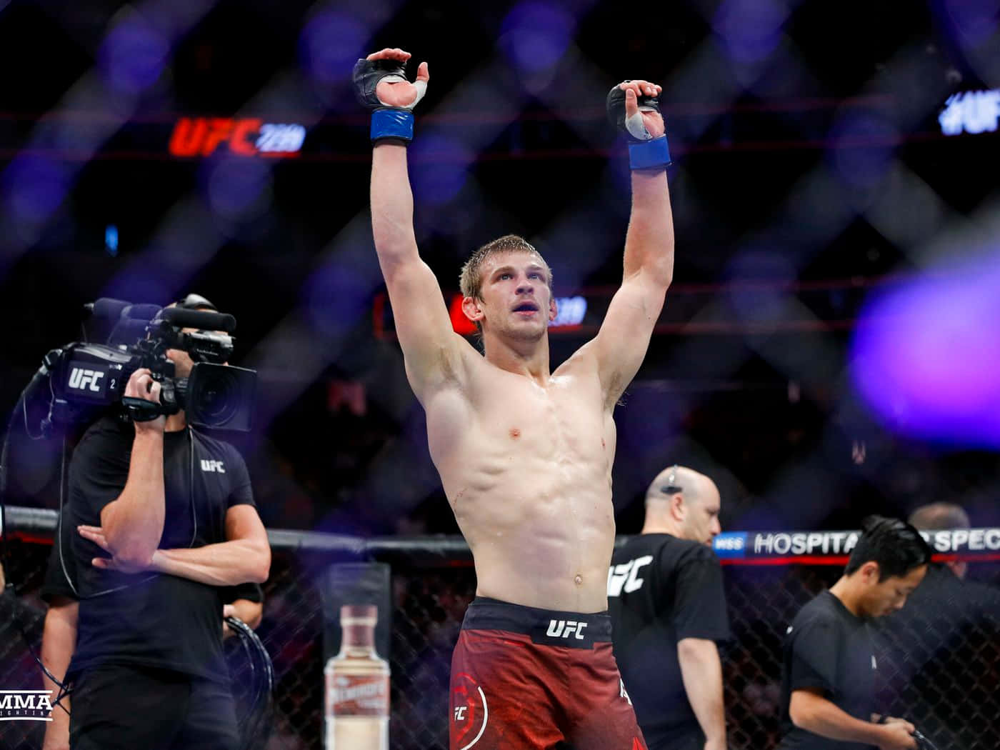 Victorious Arnold Allen Background