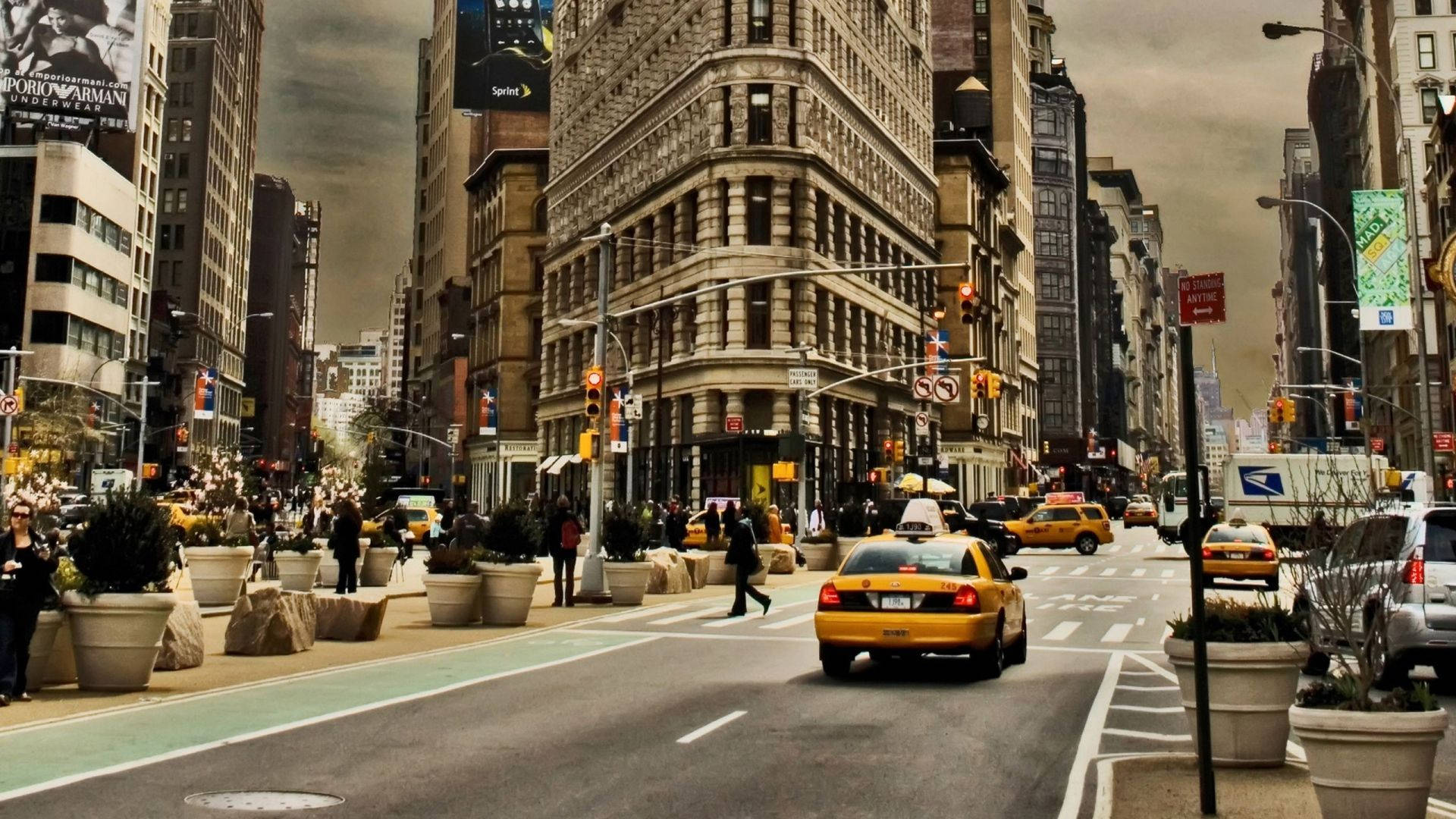 View Of A Bustling New York City Street Background