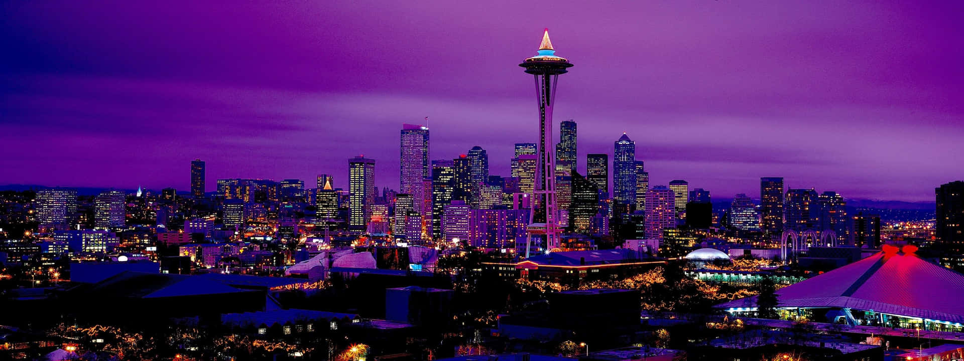 View Of The Beautiful Seattle Skyline At Sunset