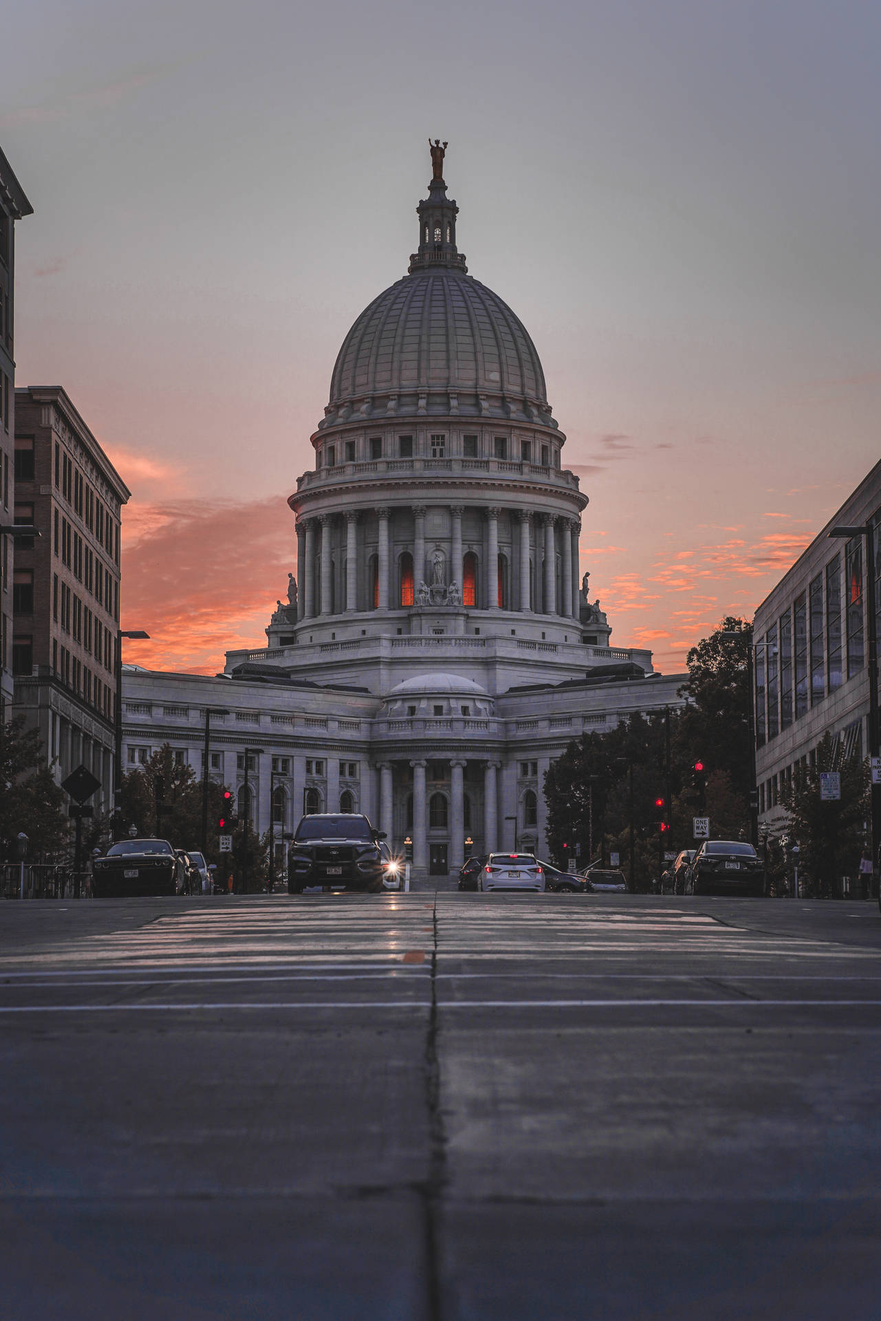 View Of Wisconsin State Capitol In Madison Background