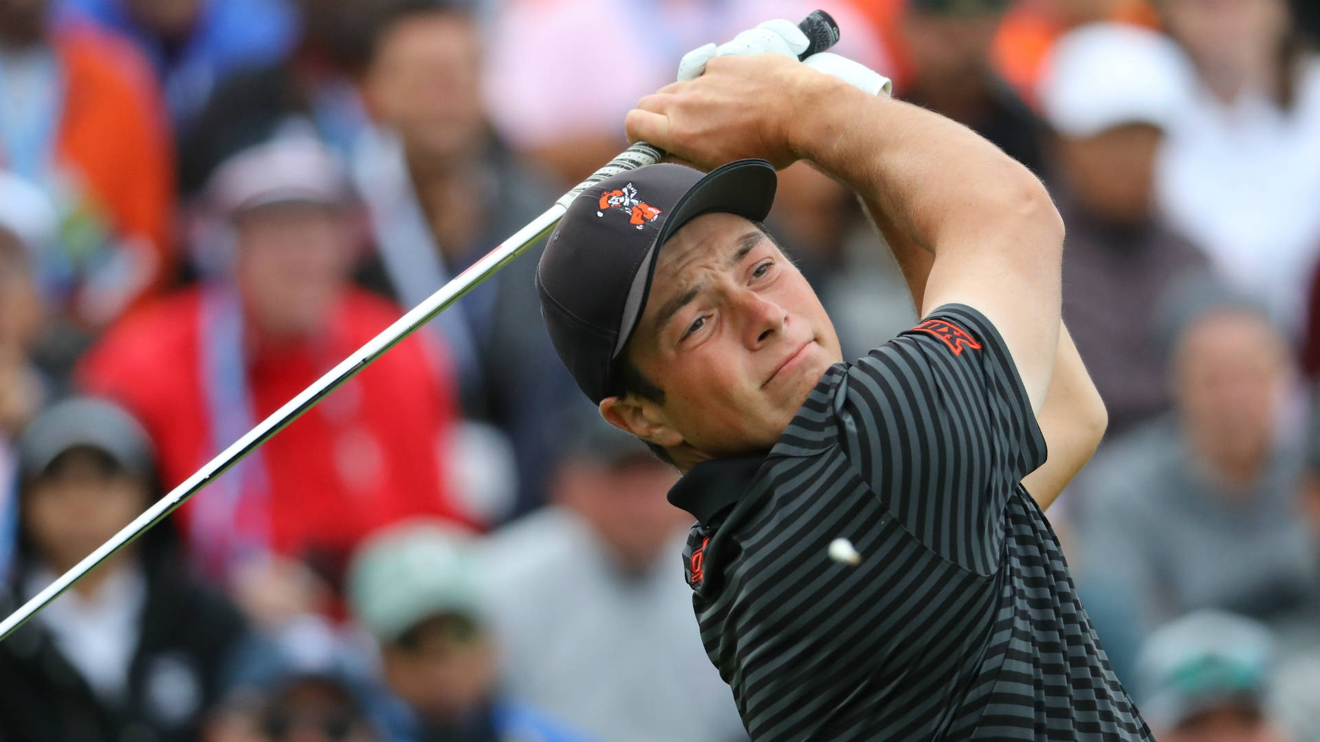 Viktor Hovland In Motion