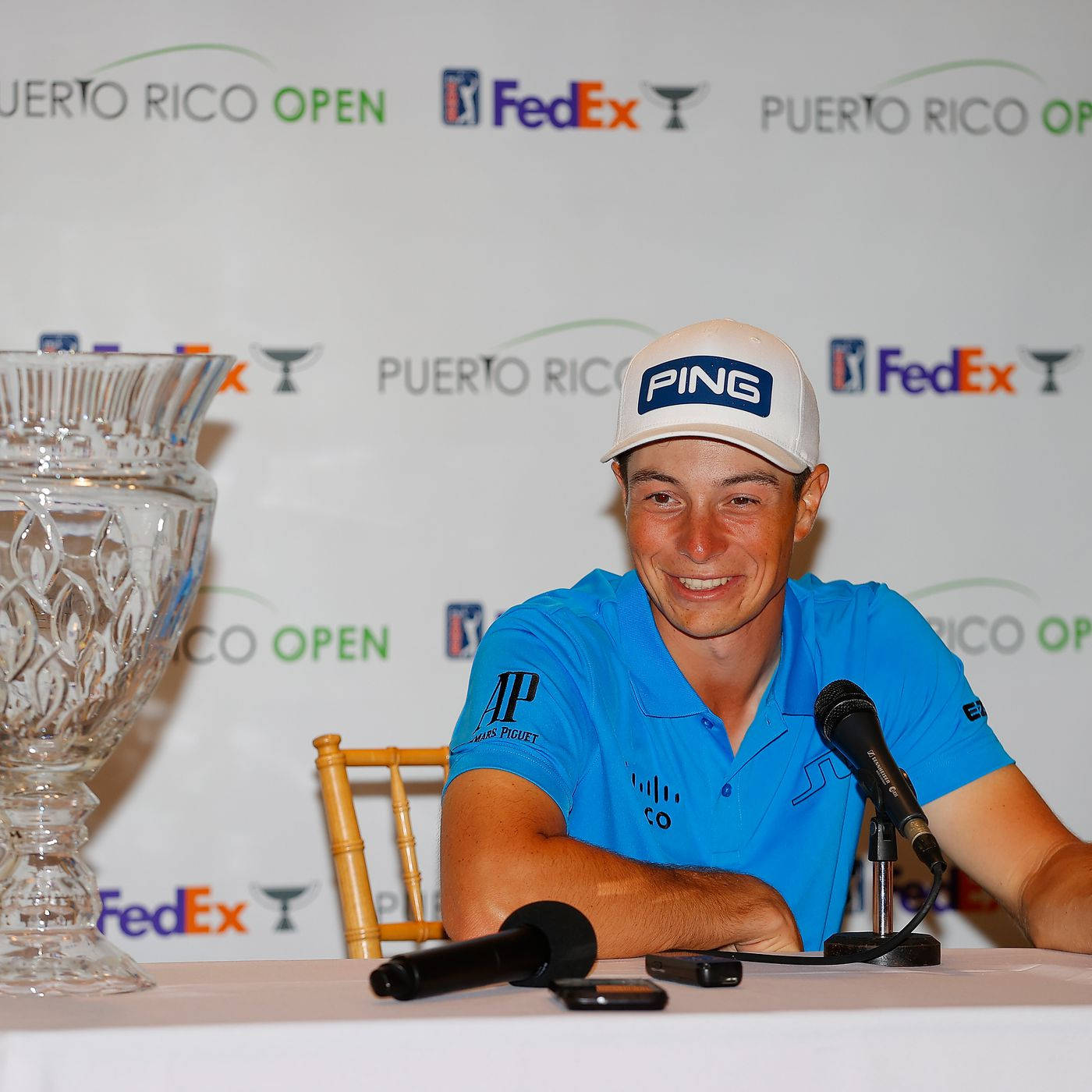 Viktor Hovland Press Conference Background