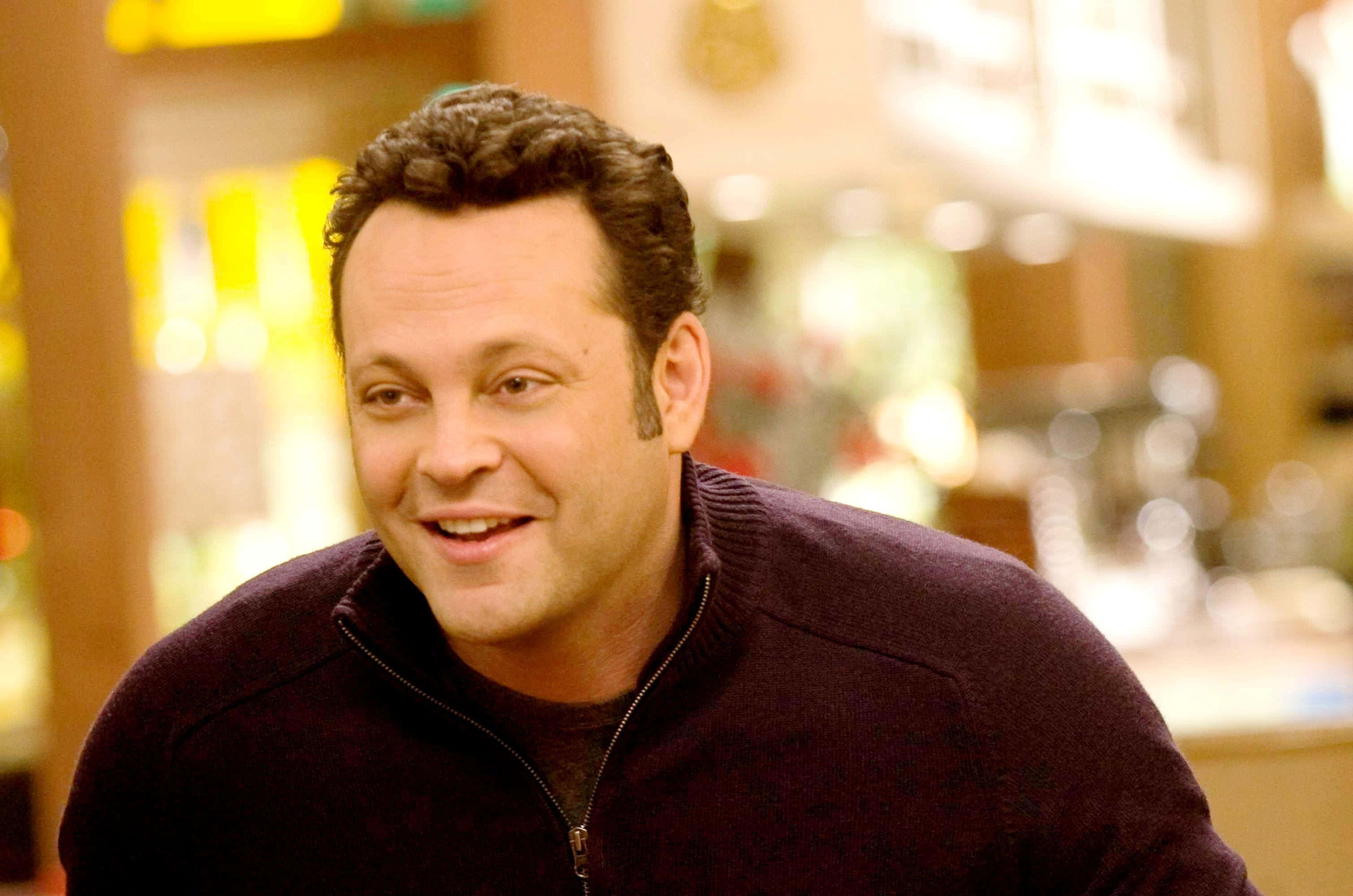 Vince Vaughn Smiling At Hollywood Event Background