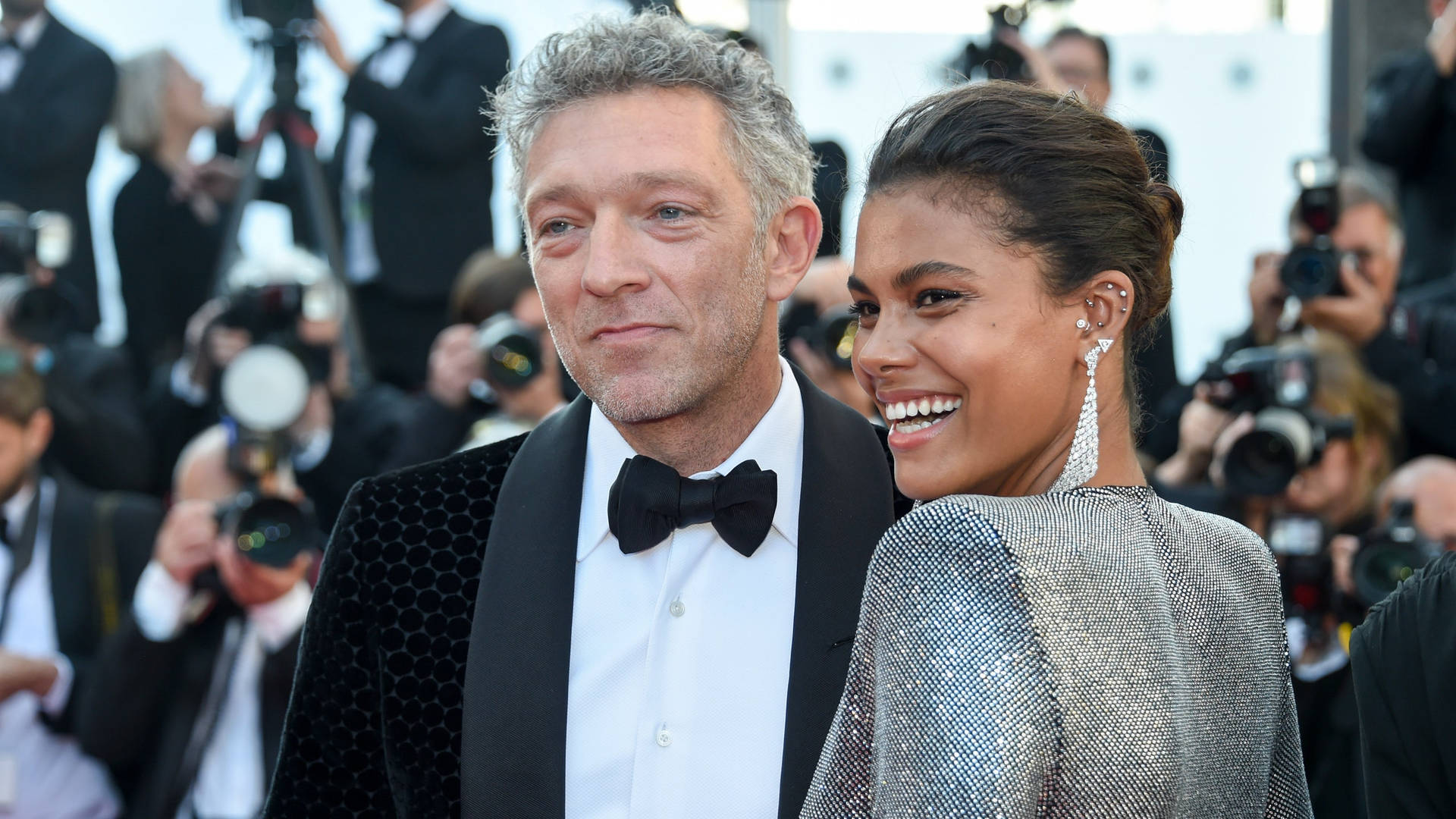 Vincent Cassel With His Wife Background