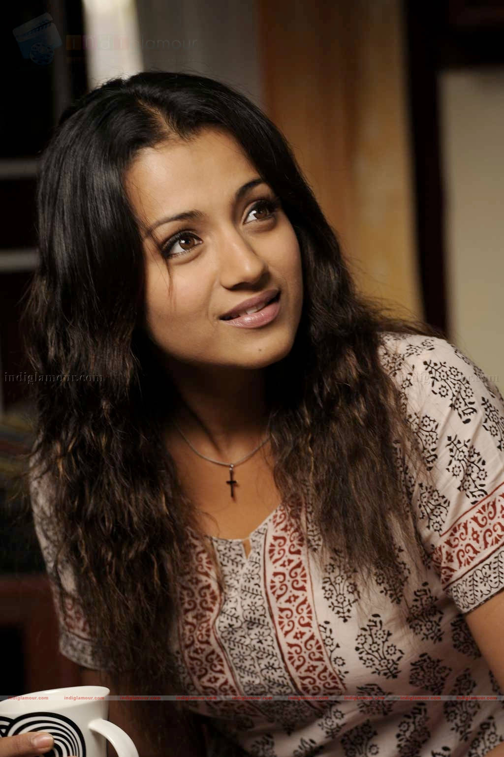 Vinnaithandi Varuvaya Hd Trisha Smile