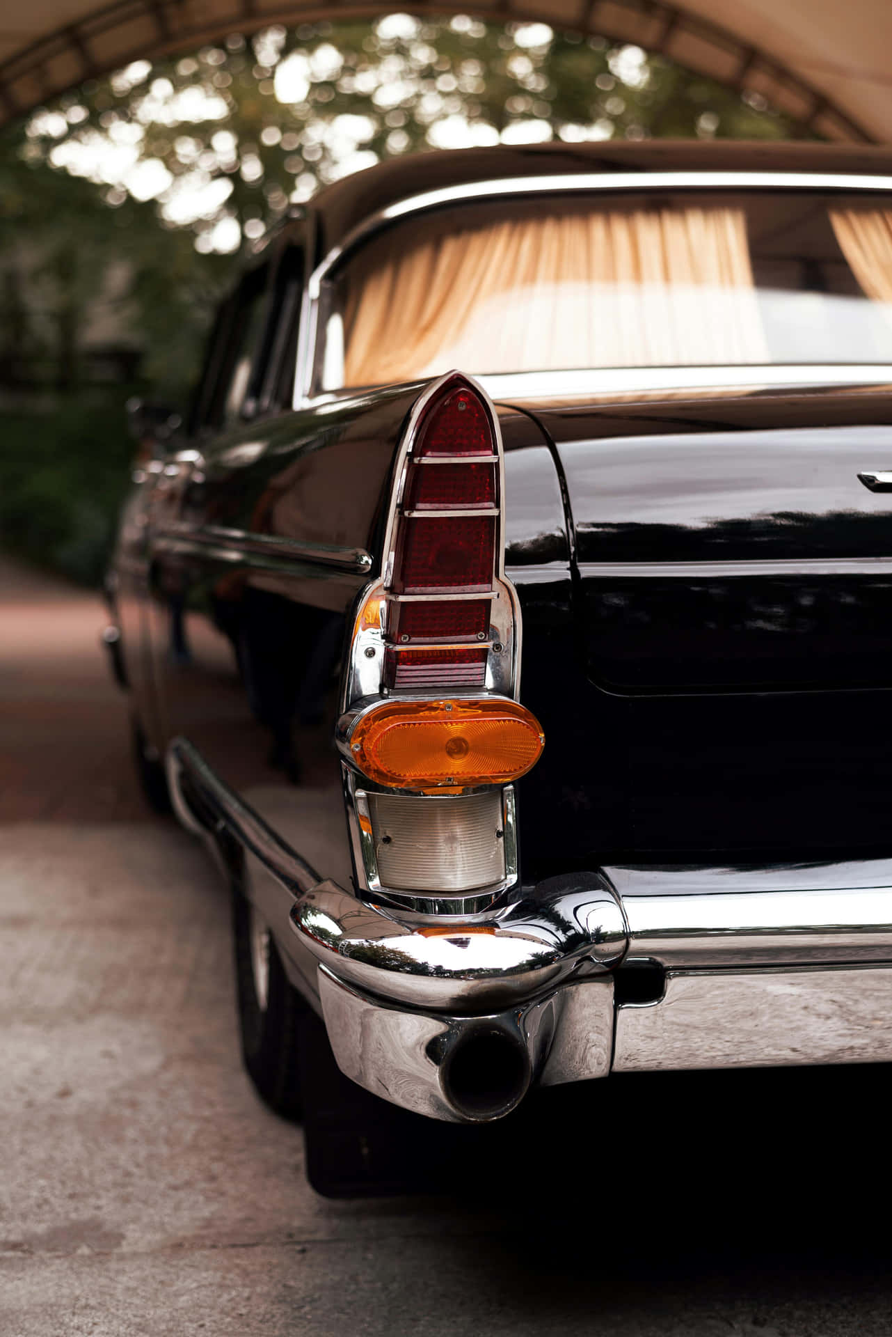 Vintage Black Car Taillight Photography Background
