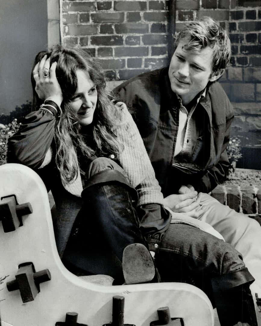 Vintage Casual Conversation Outdoors Background