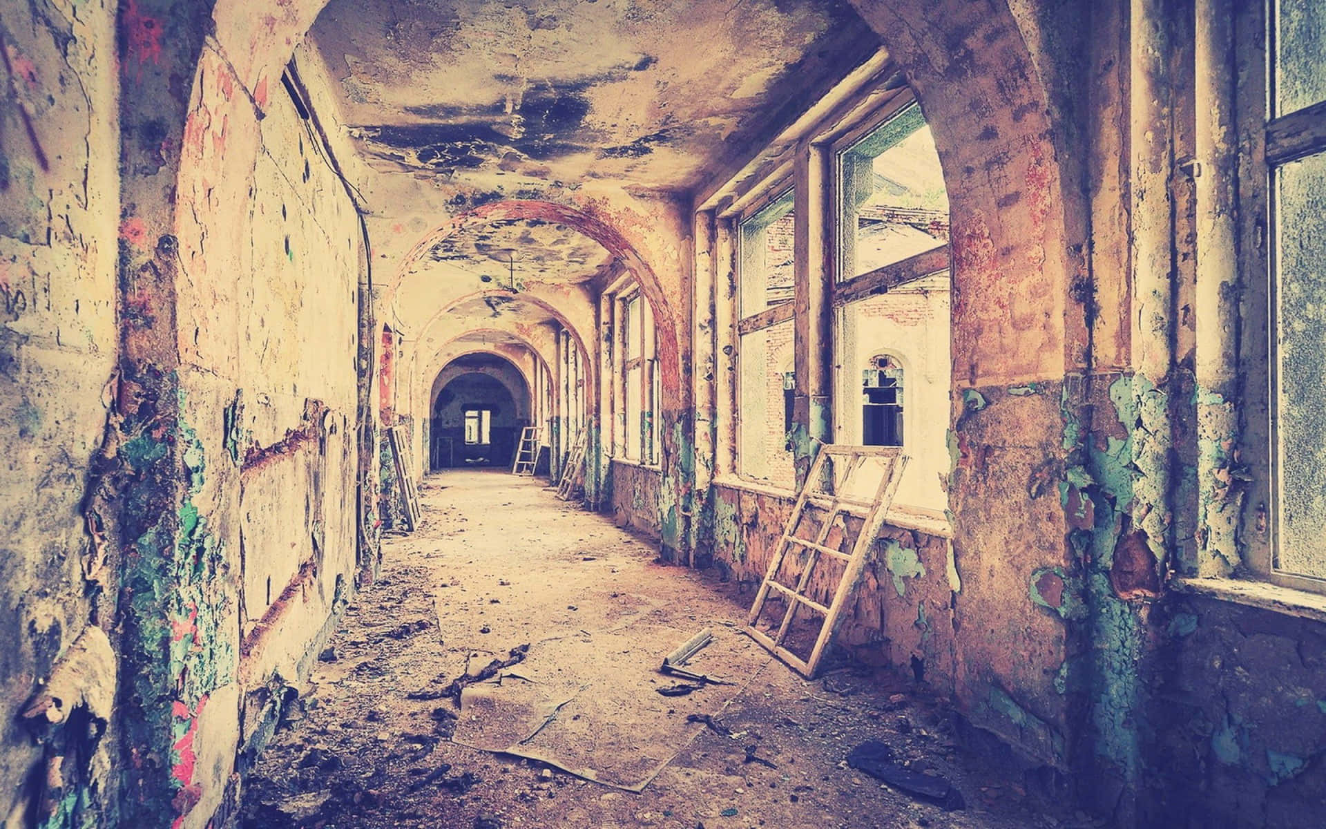Vintage Desktop Abandoned Hallway Background