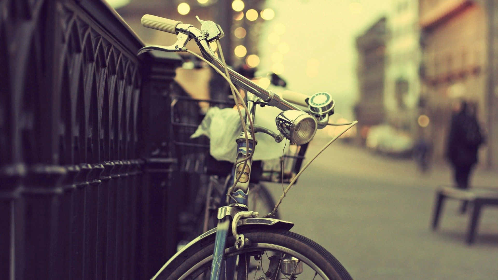 Vintage Desktop Bike Street Background