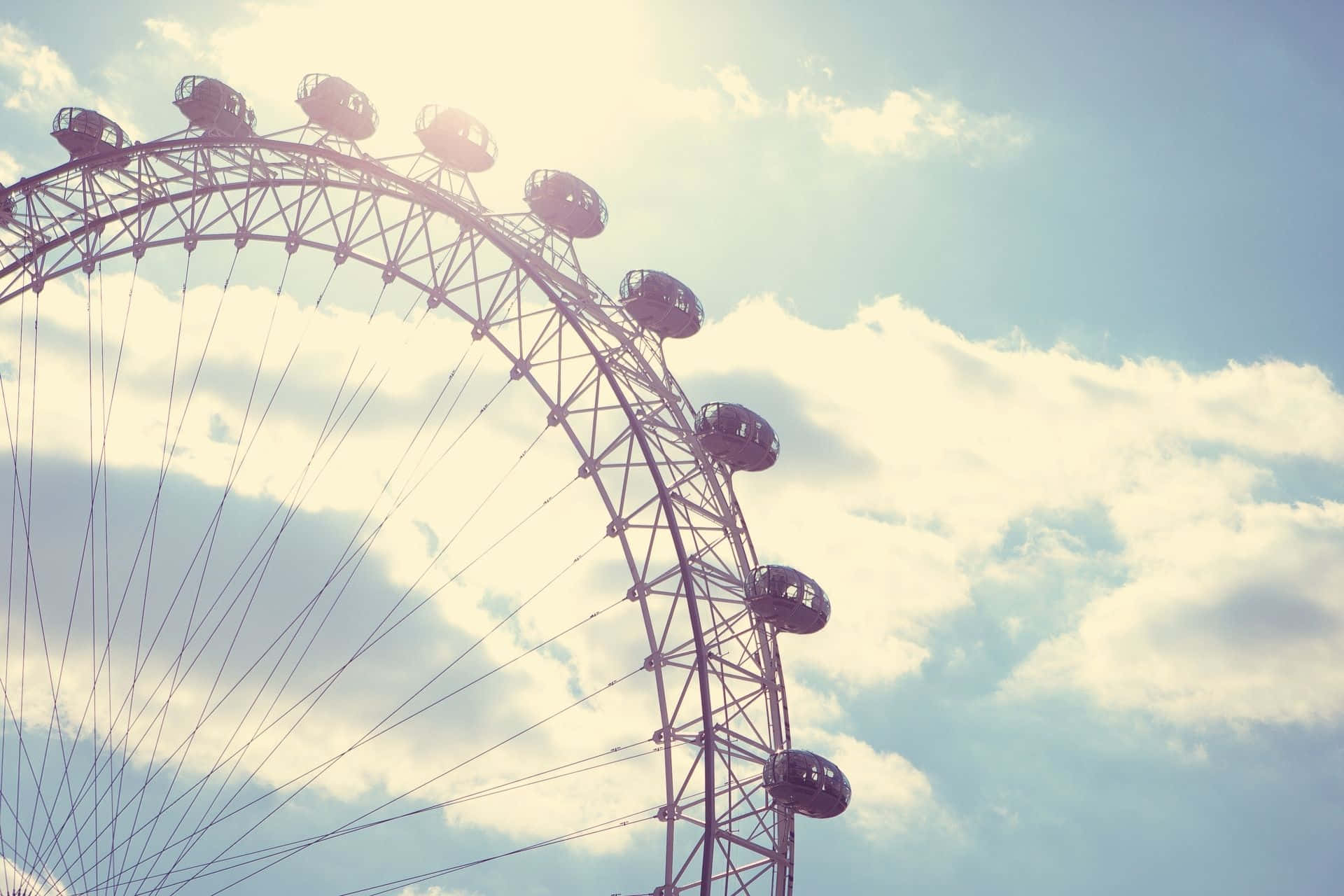 Vintage Desktop London Eye Background