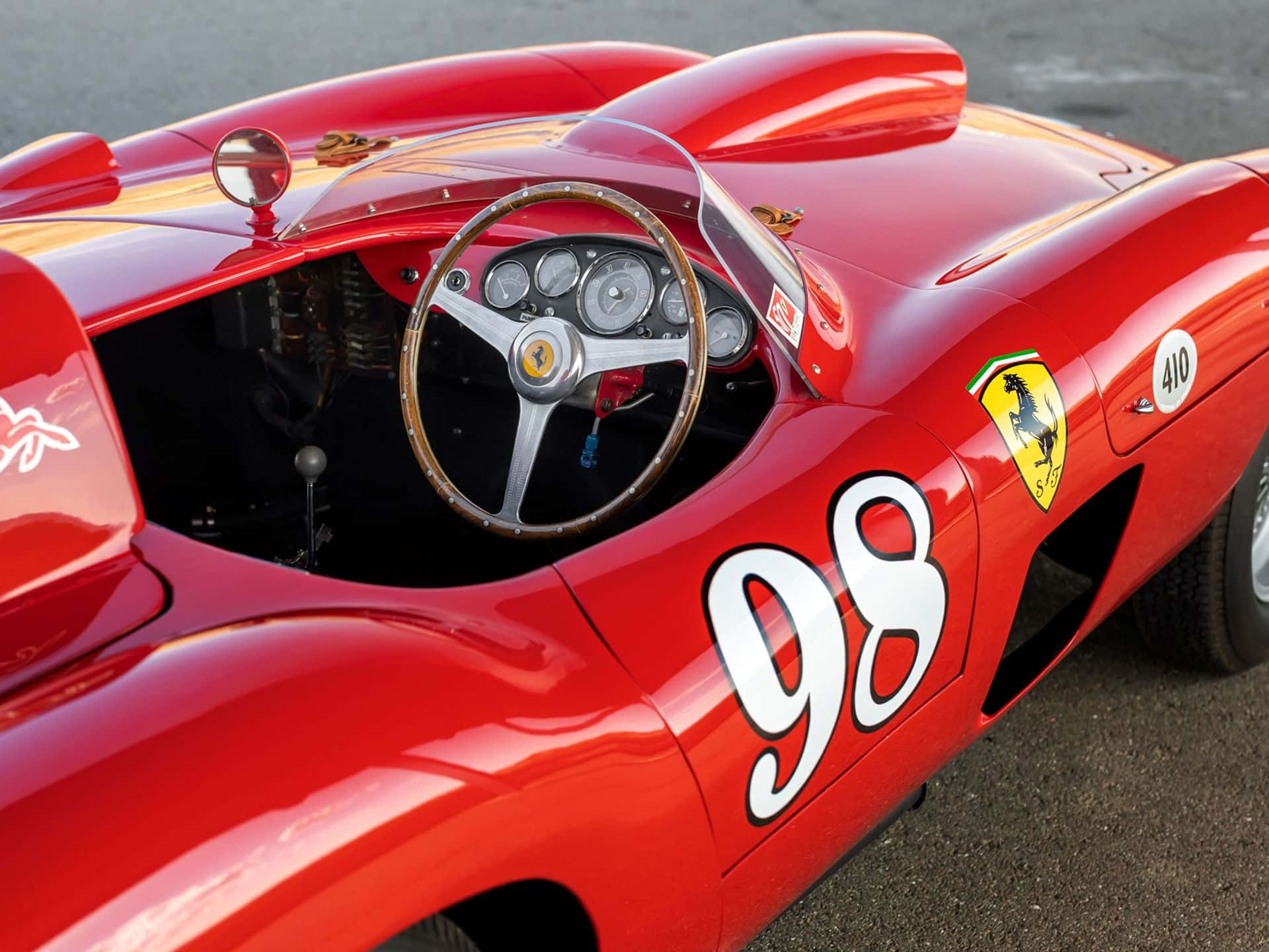 Vintage Ferrari 500 Trc Background