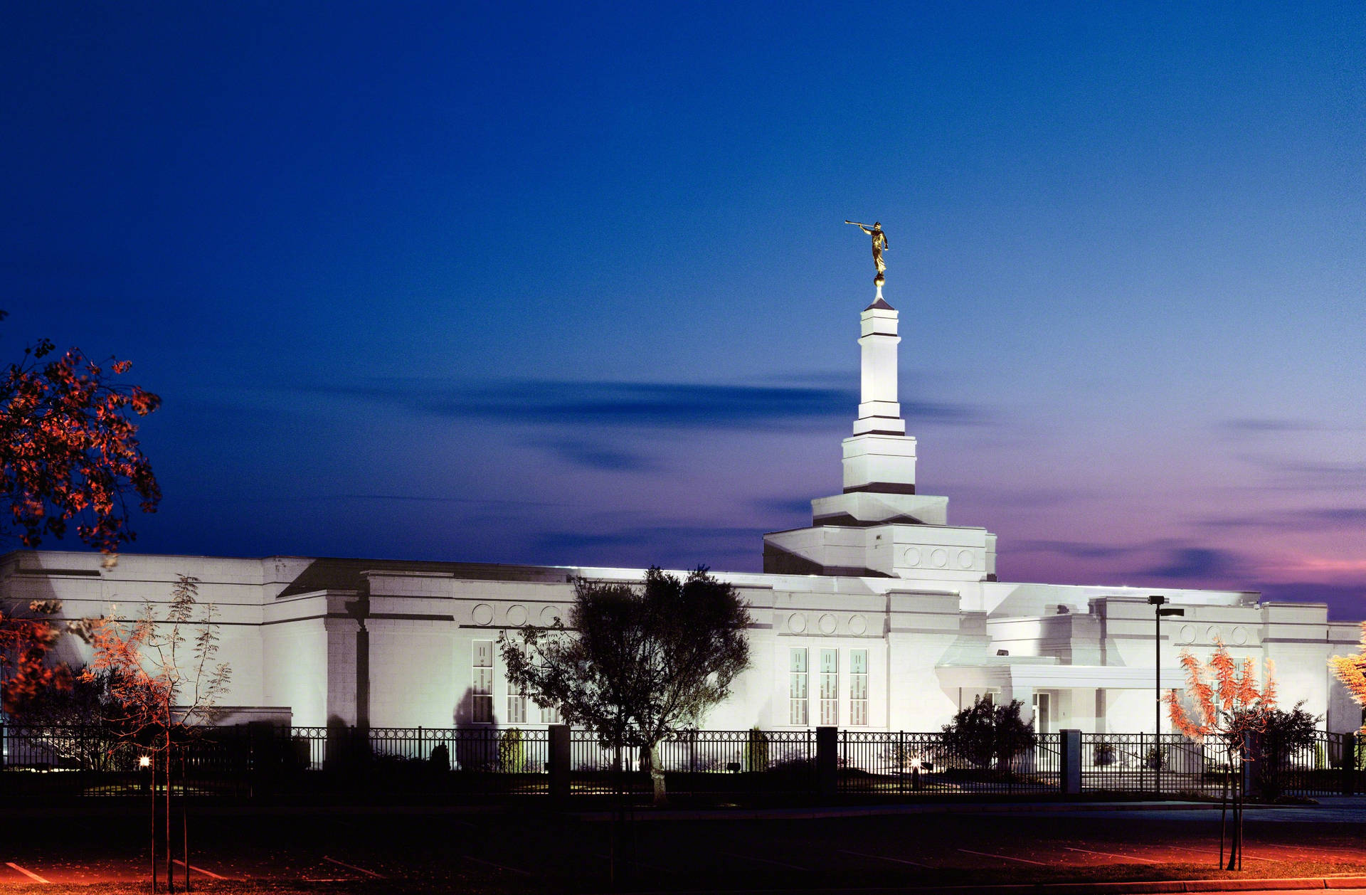 Vintage Photo Of Fresno California Temple Background