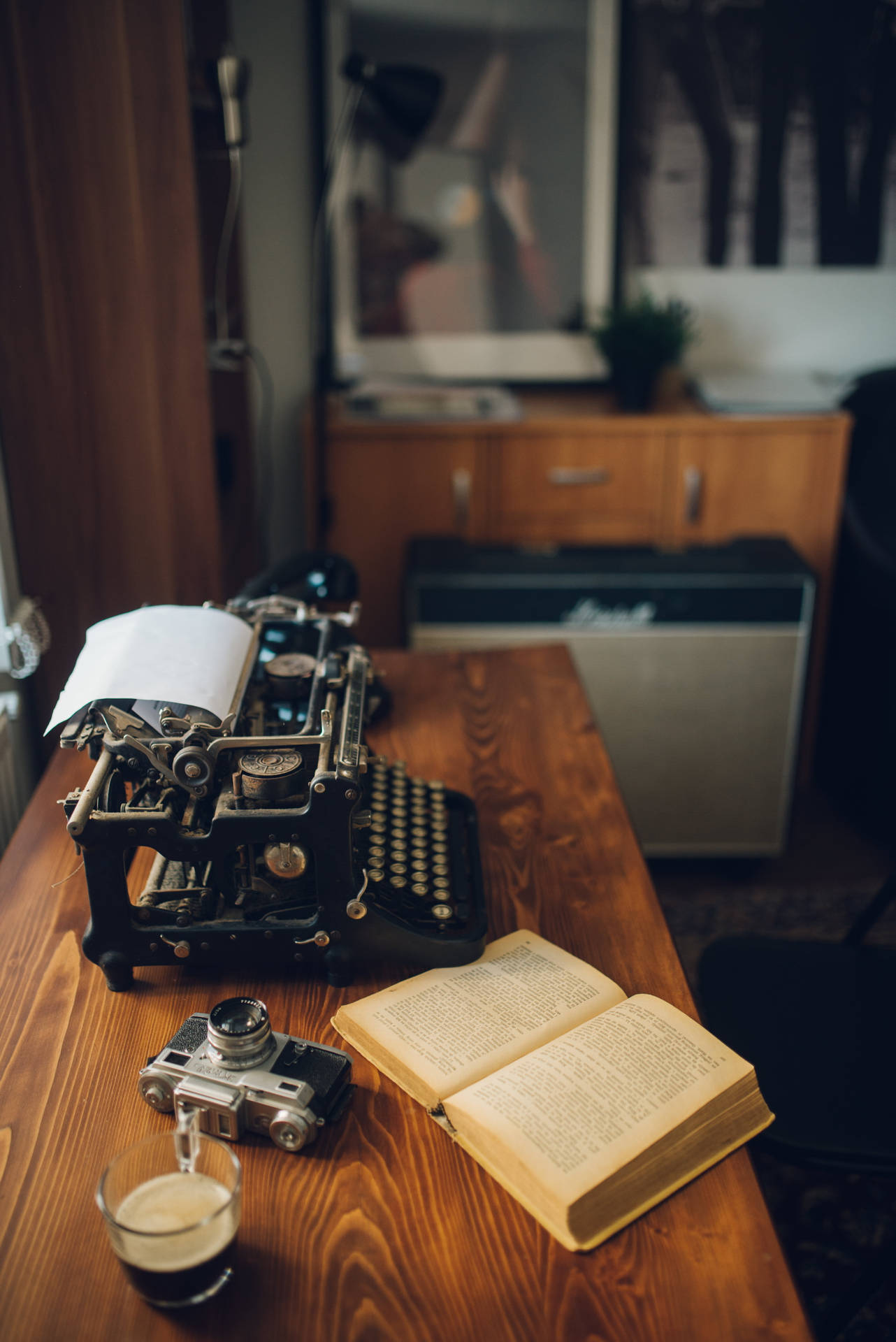 Vintage Typewriter Aesthetic Book Desktop Background