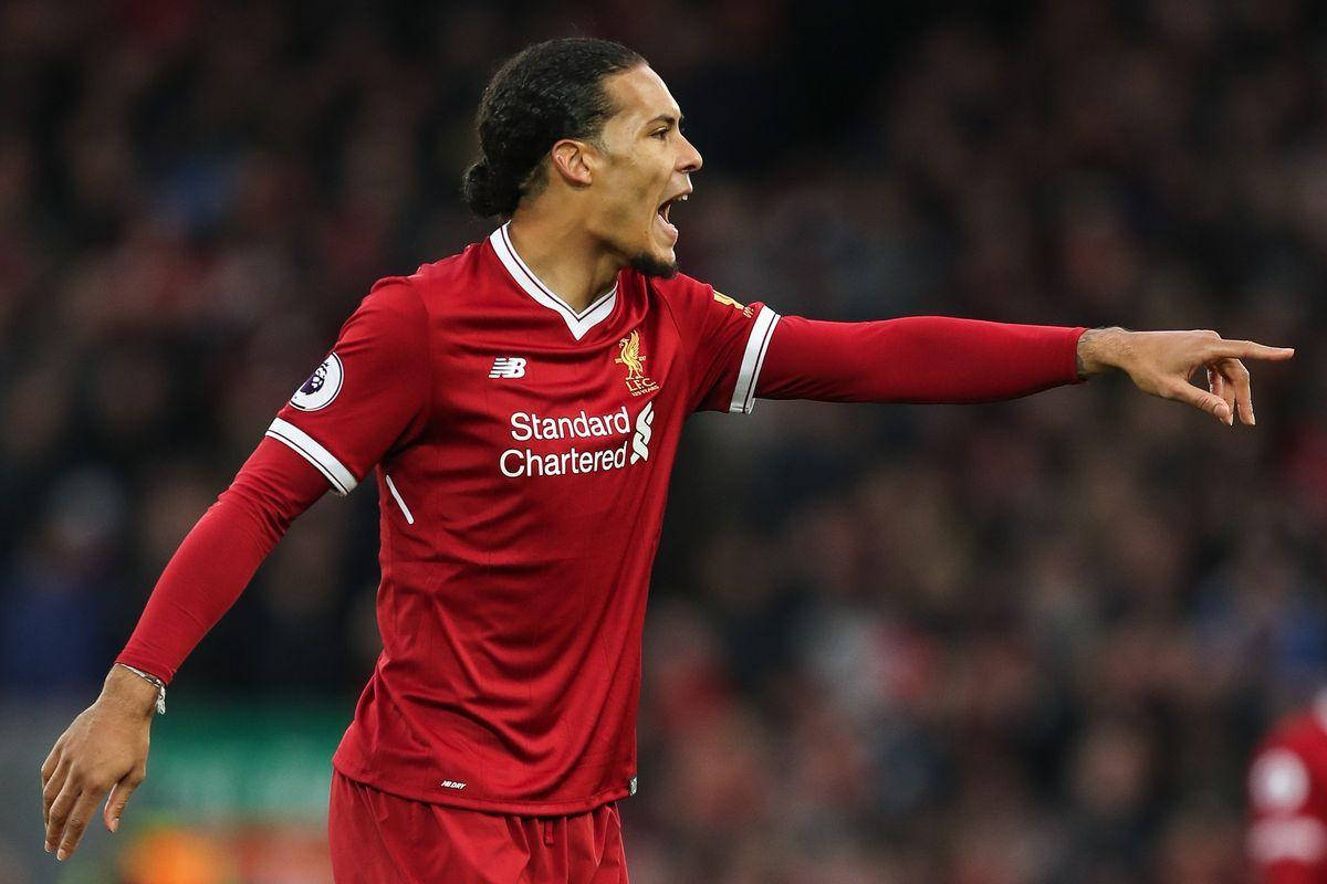 Virgil Van Dijk Giving Directions Background