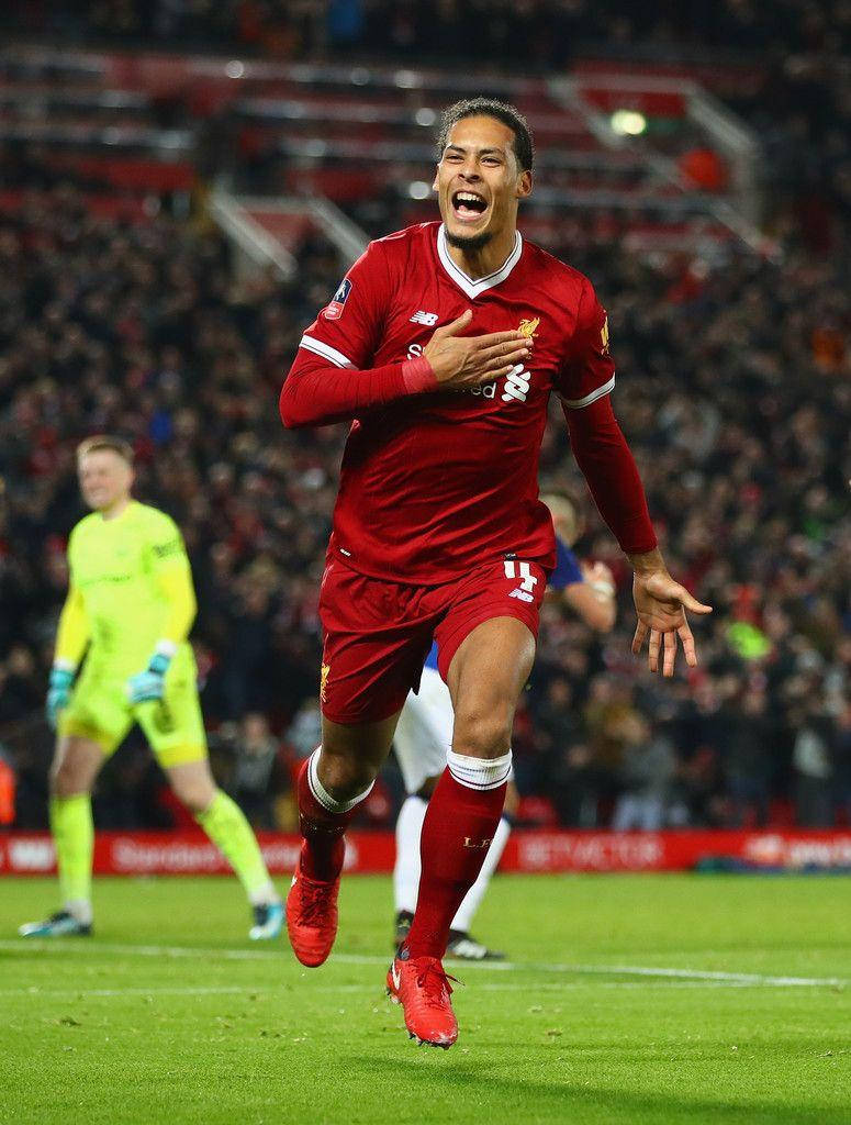 Virgil Van Dijk Jogging Background