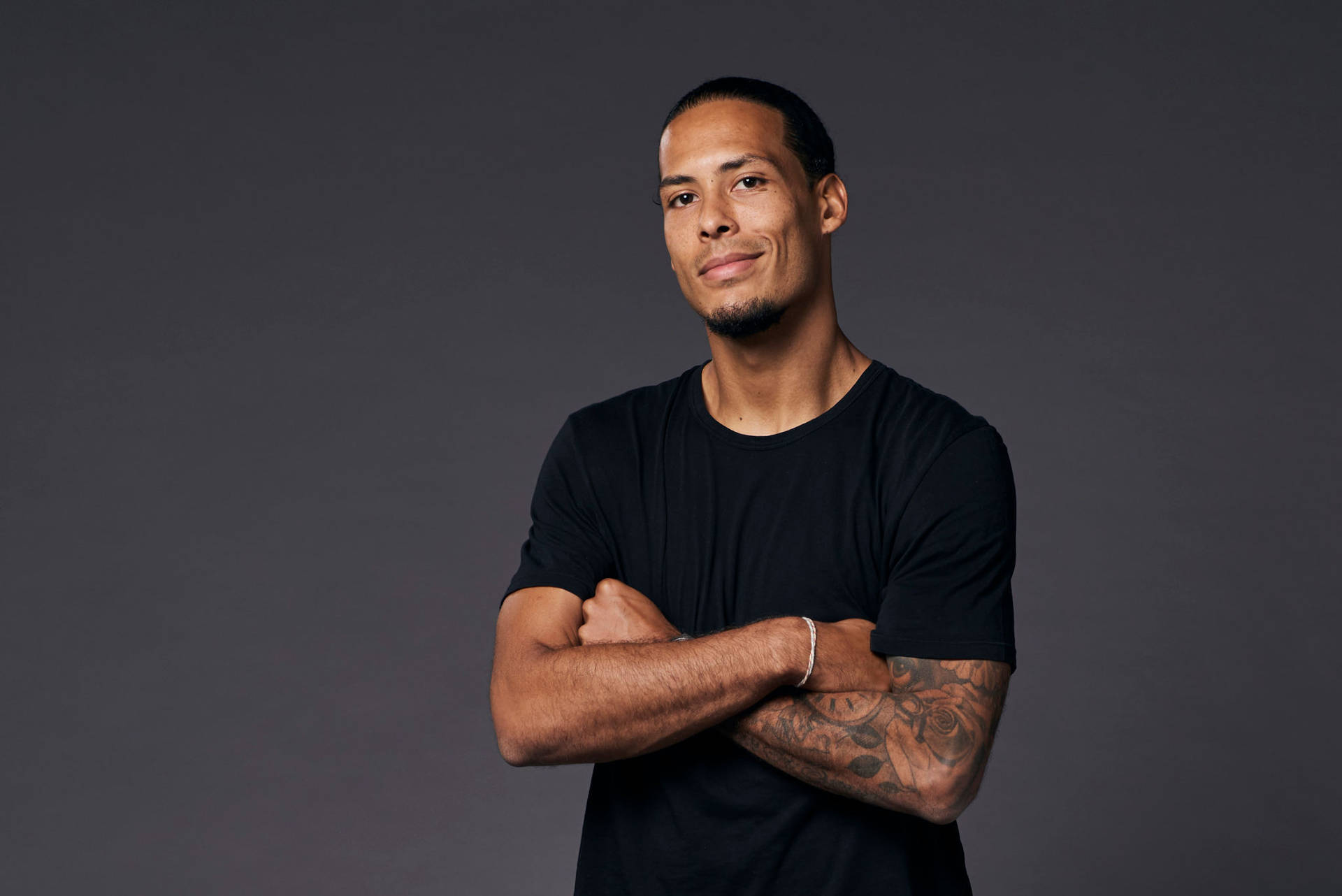 Virgil Van Dijk Profile Photo Background