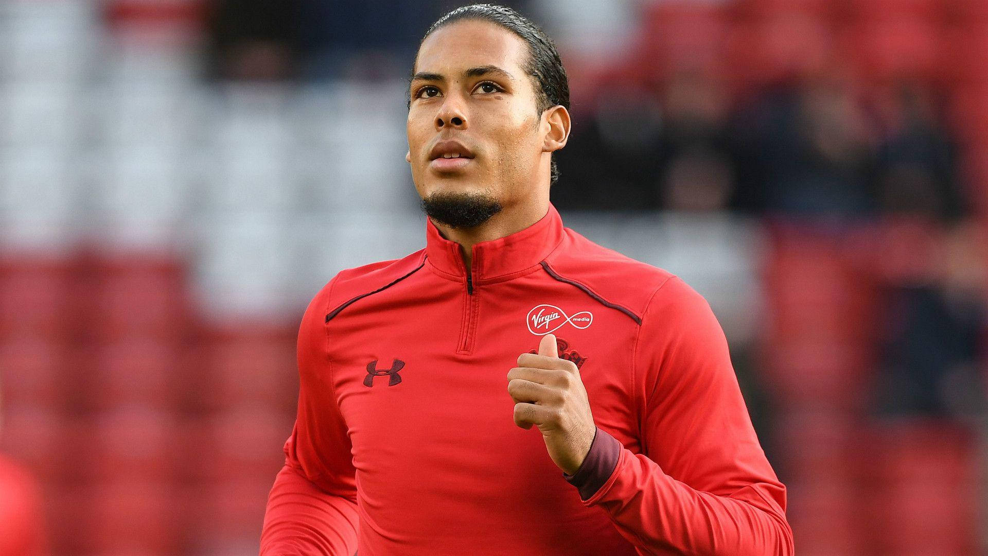 Virgil Van Dijk Warming Up