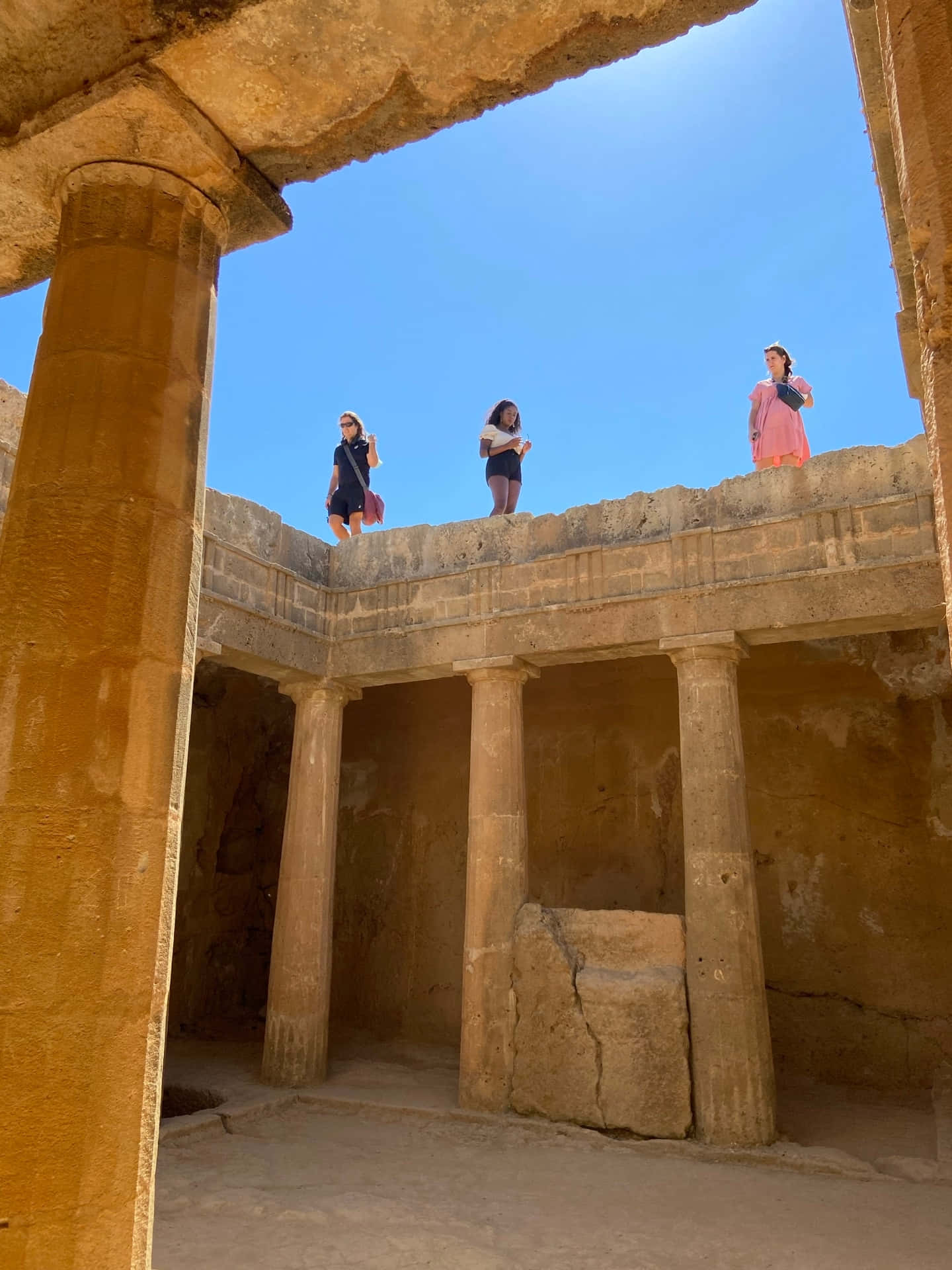 Visitors_at_ Ancient_ Tombs