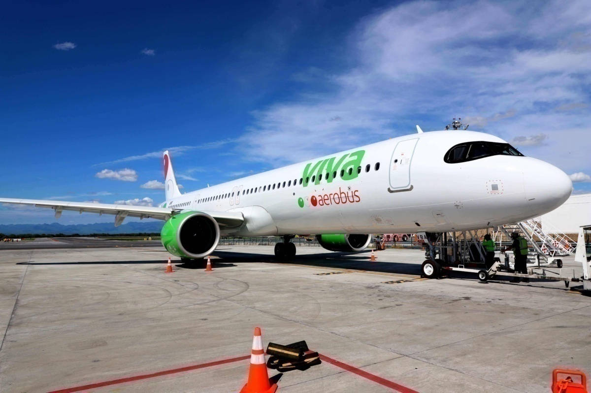 Viva Aerobus Front View On Airport Background