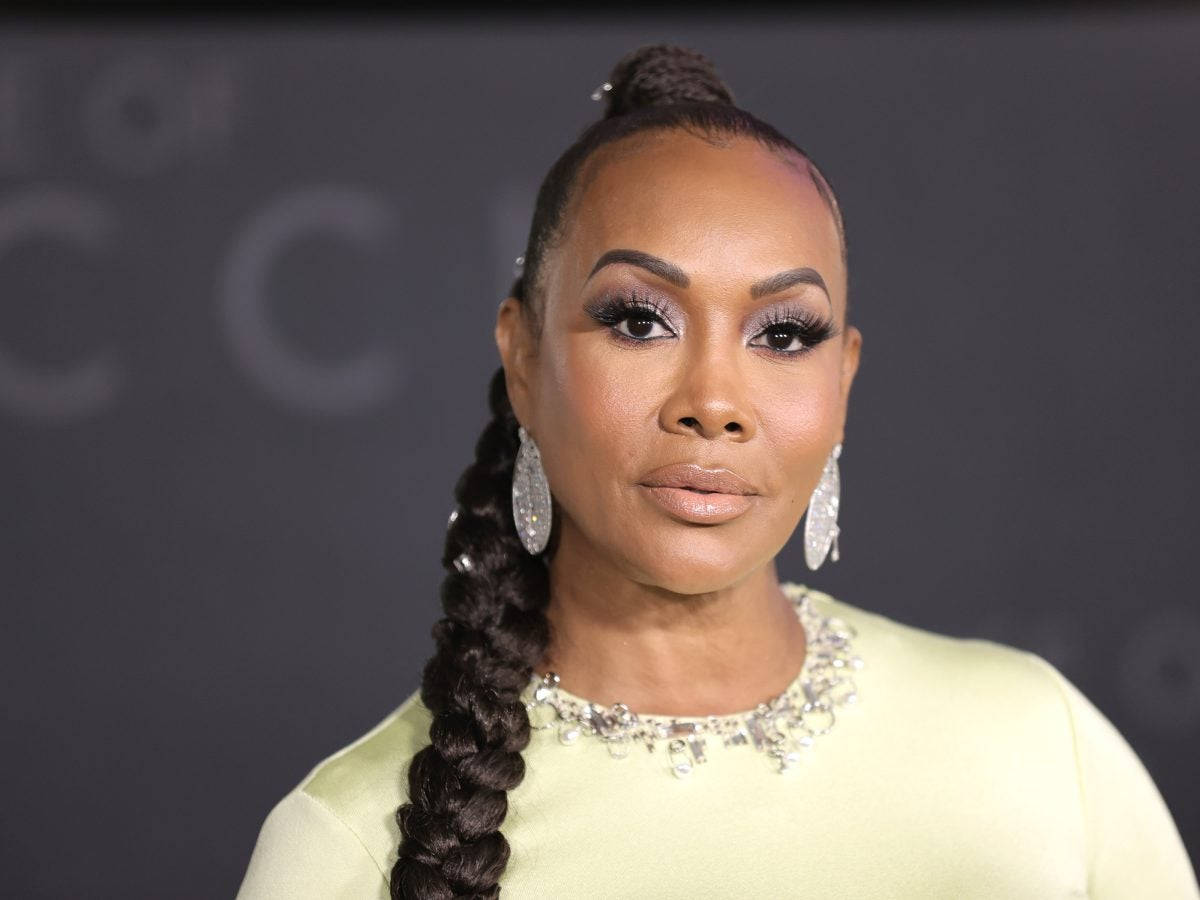 Vivica Fox Showing Off Her Stunning Braid Hairstyle Background