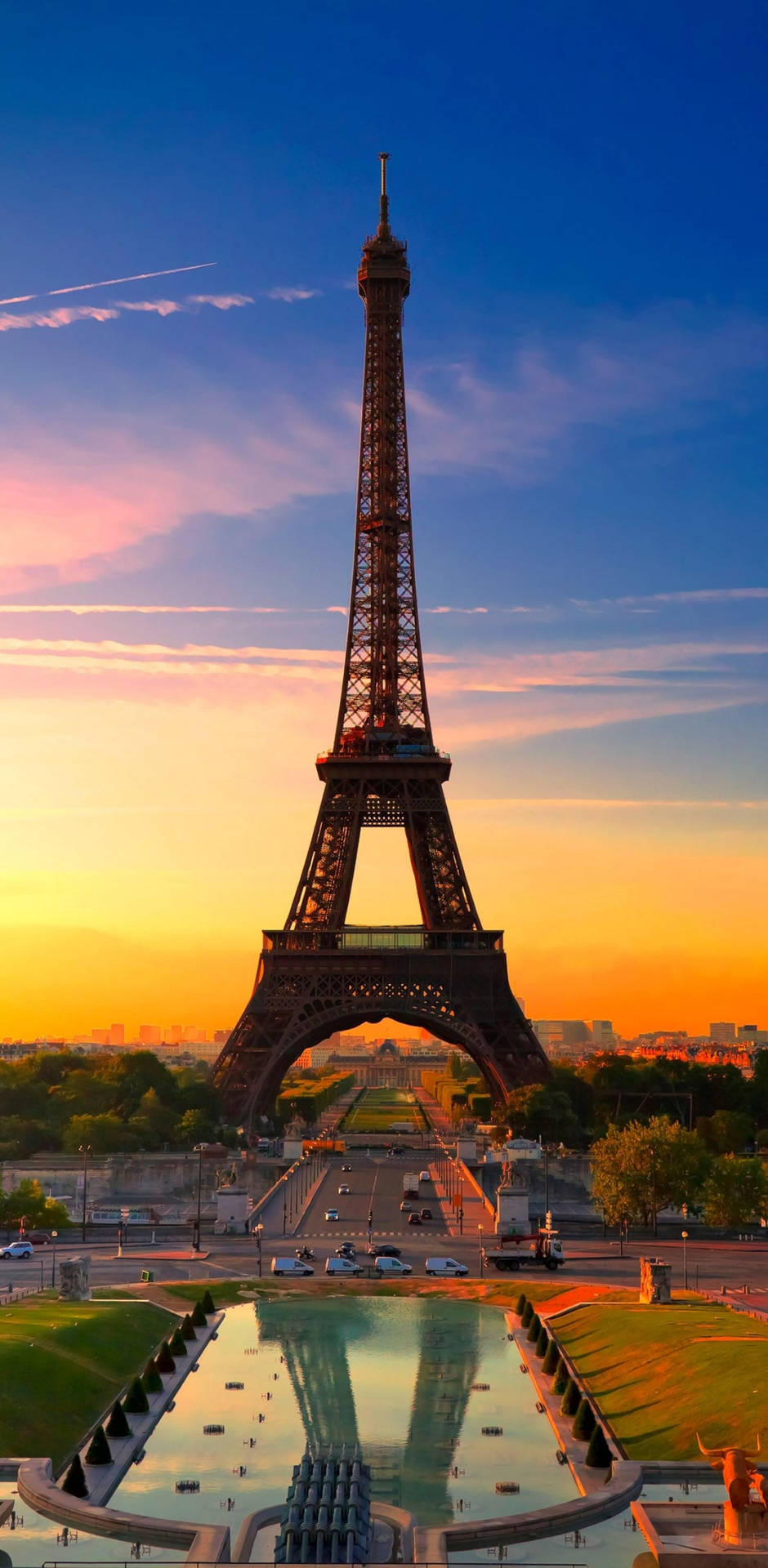 Vivid Sky Eiffel Tower France Background