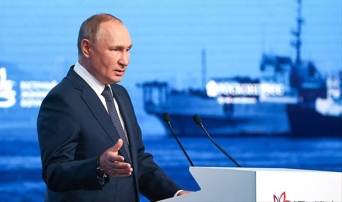 Vladimir Putin Giving Speech Background