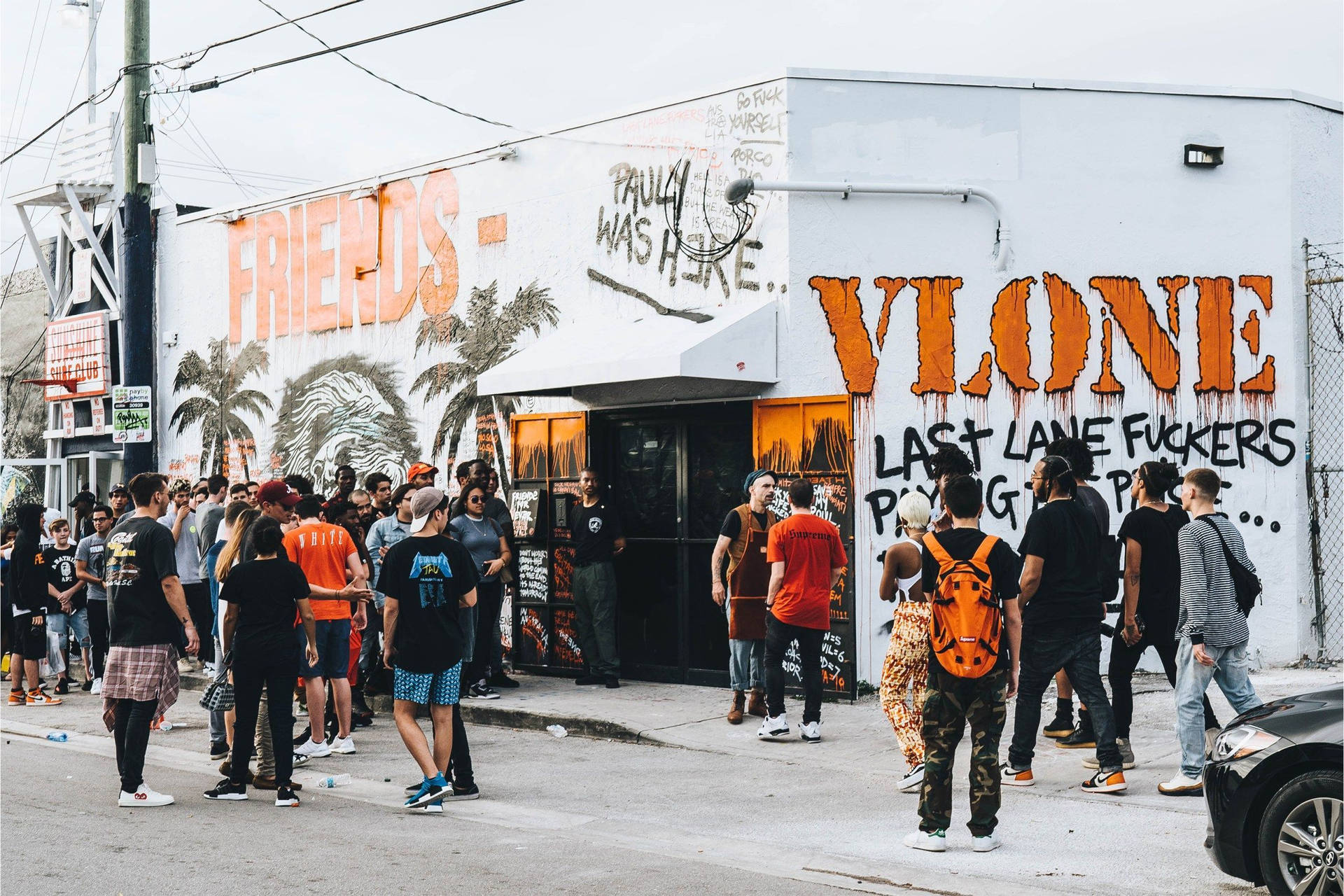 Vlone On Streets Background