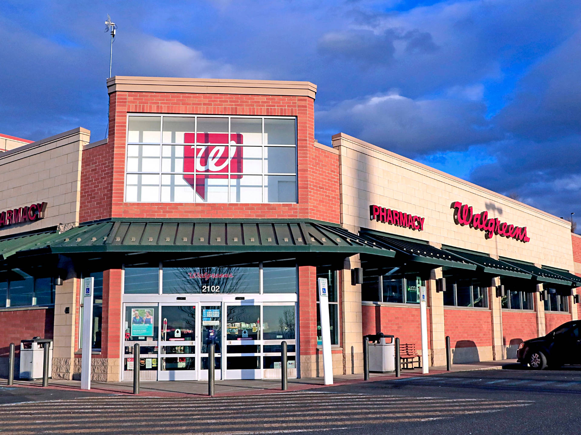 Walgreen Store Front Background